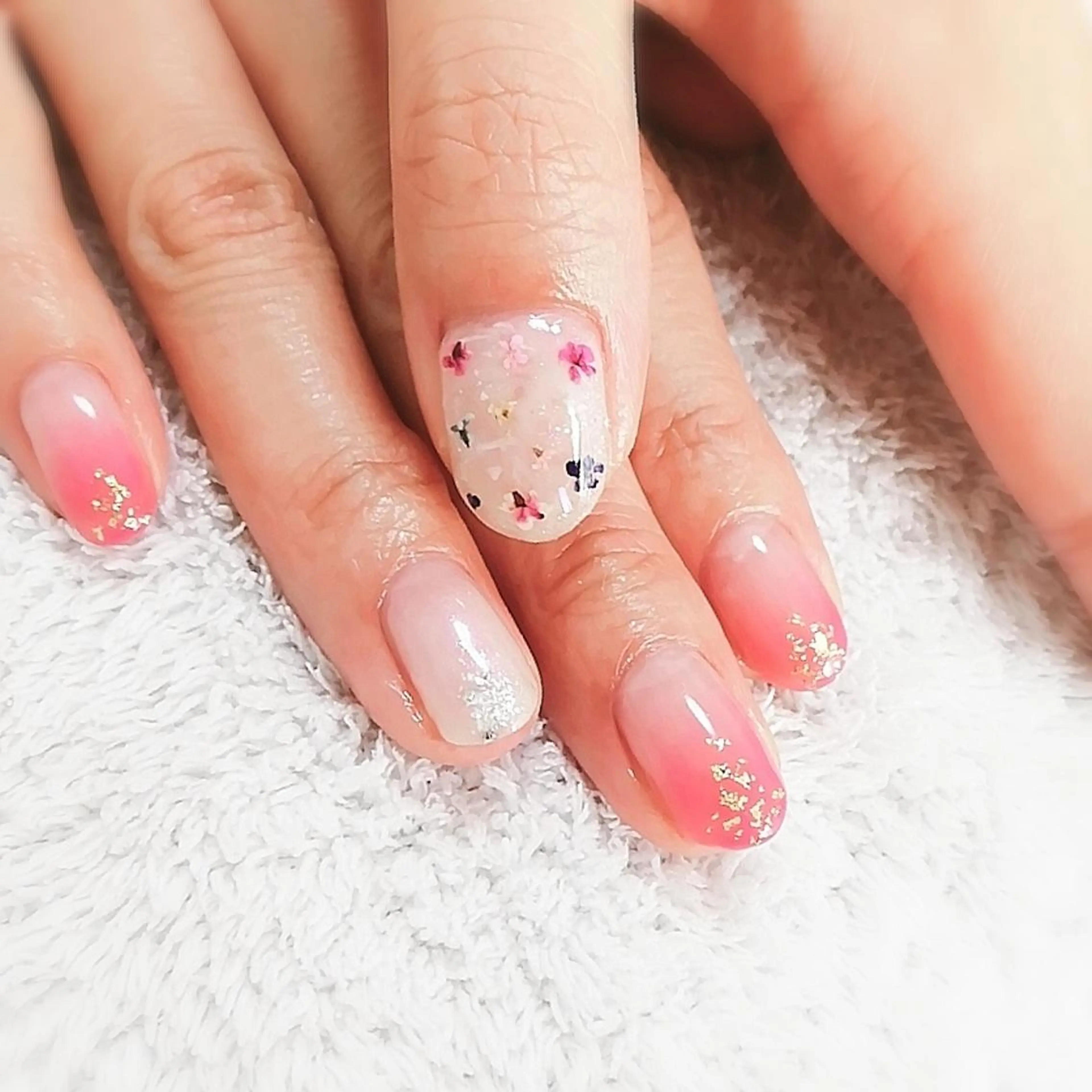 ネイル 柴崎 美幸のネイルデザイン