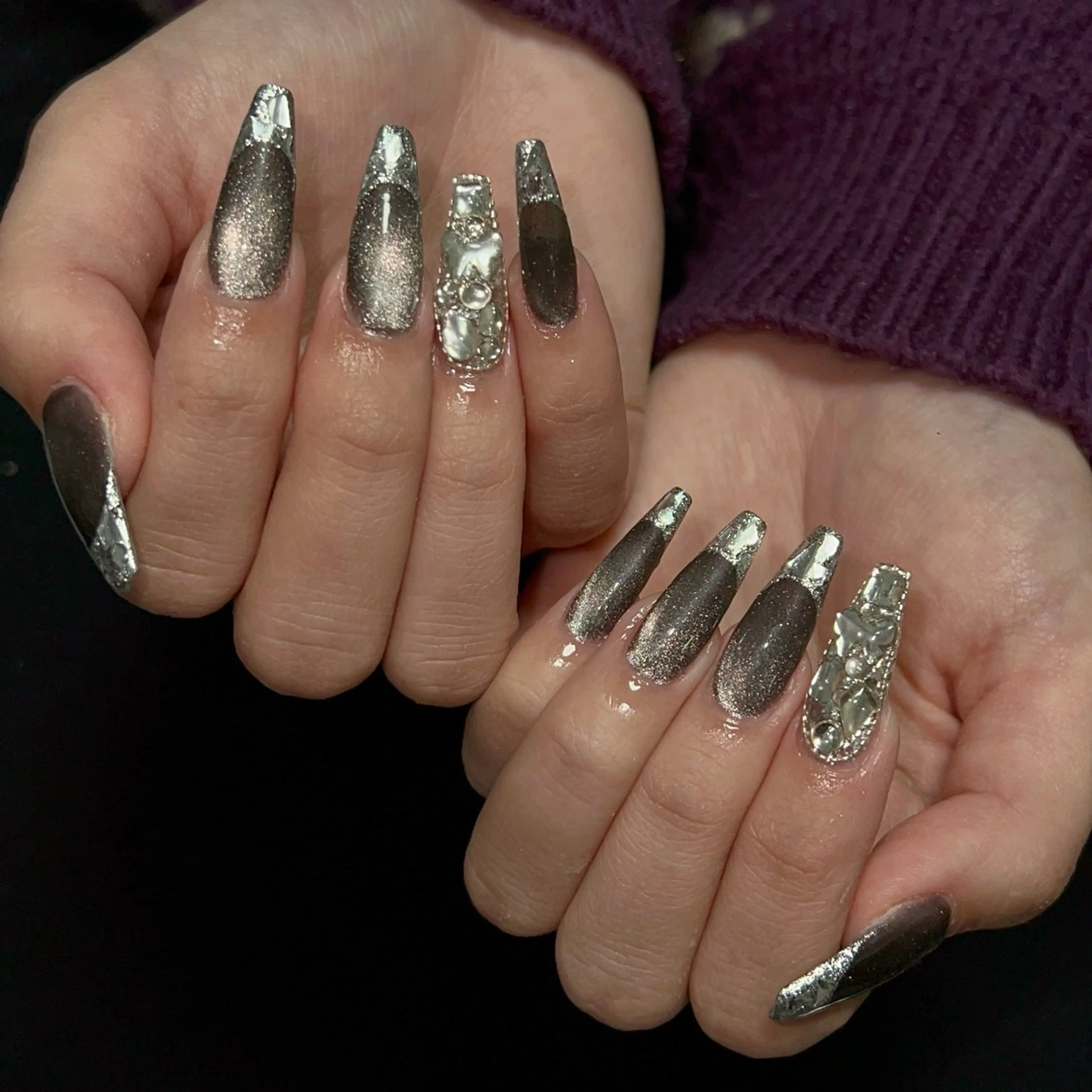 ネイル チークネイル フレンチネイル ガラスフレンチ グラデーション キラキラネイル LilyLala Nailsalonのネイルデザイン