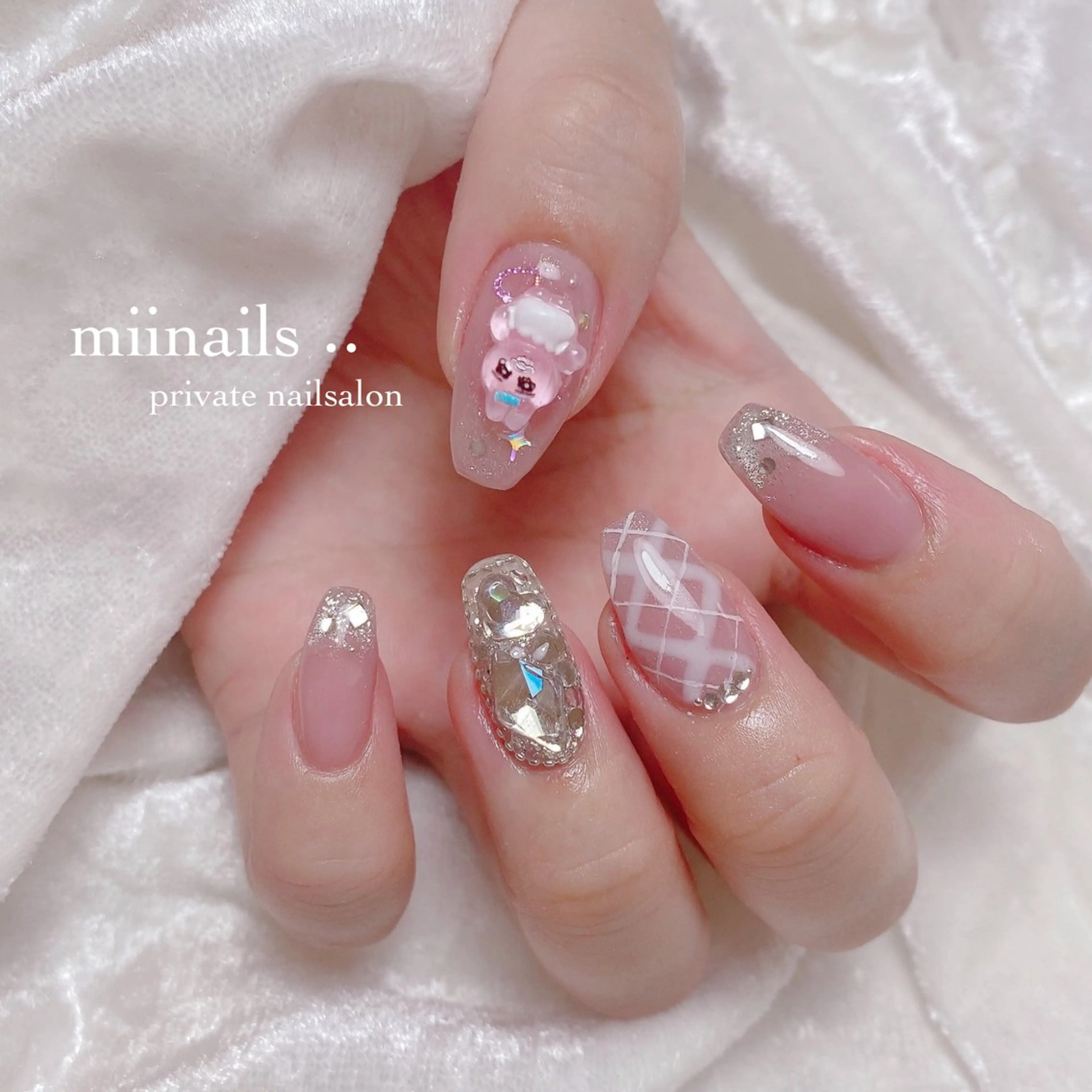 ネイル フレンチネイル 韓国ネイル ワンホンネイル ハンドネイル nailsalon miinailsのネイルデザイン