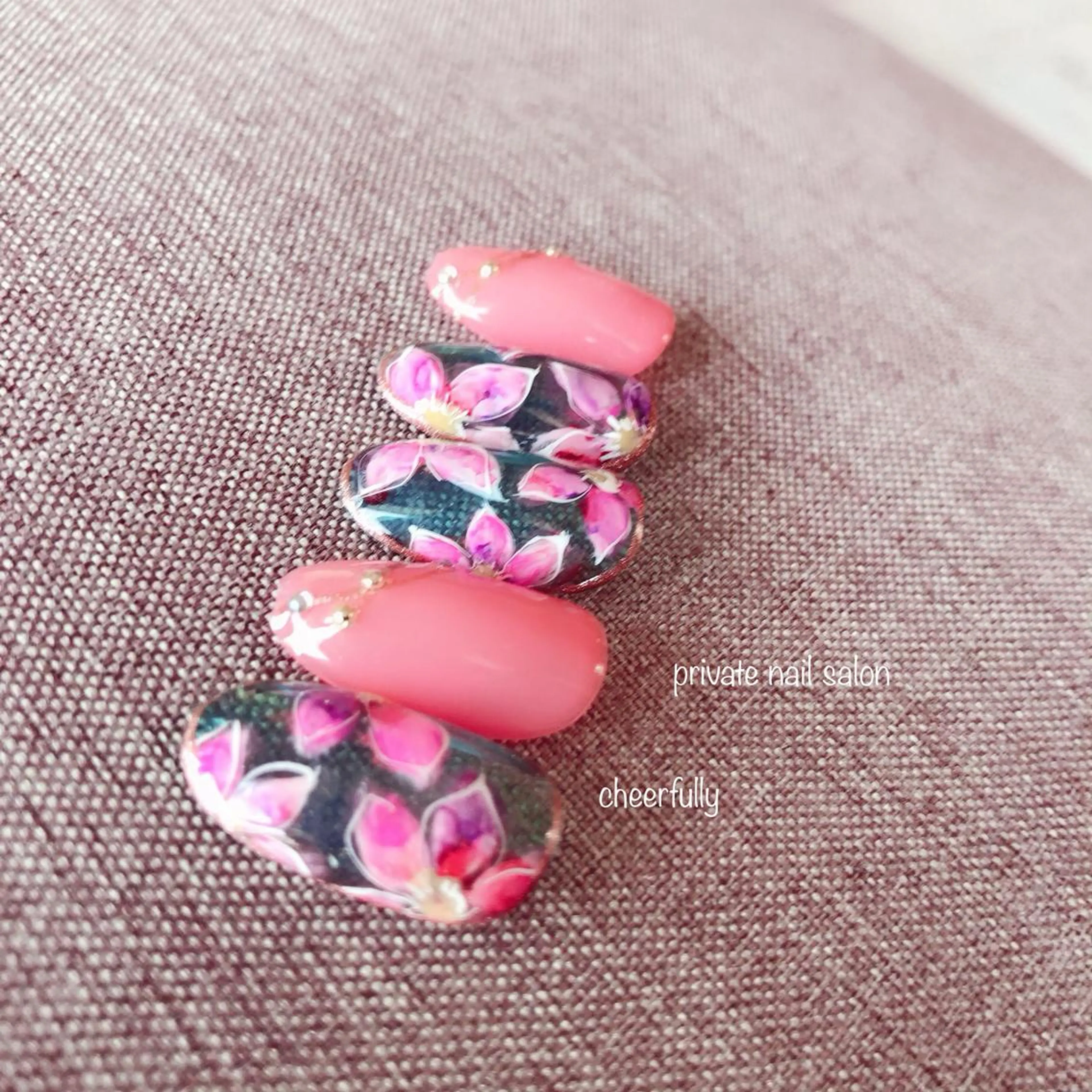 ネイル ⭐️ cheerfullyのネイルデザイン