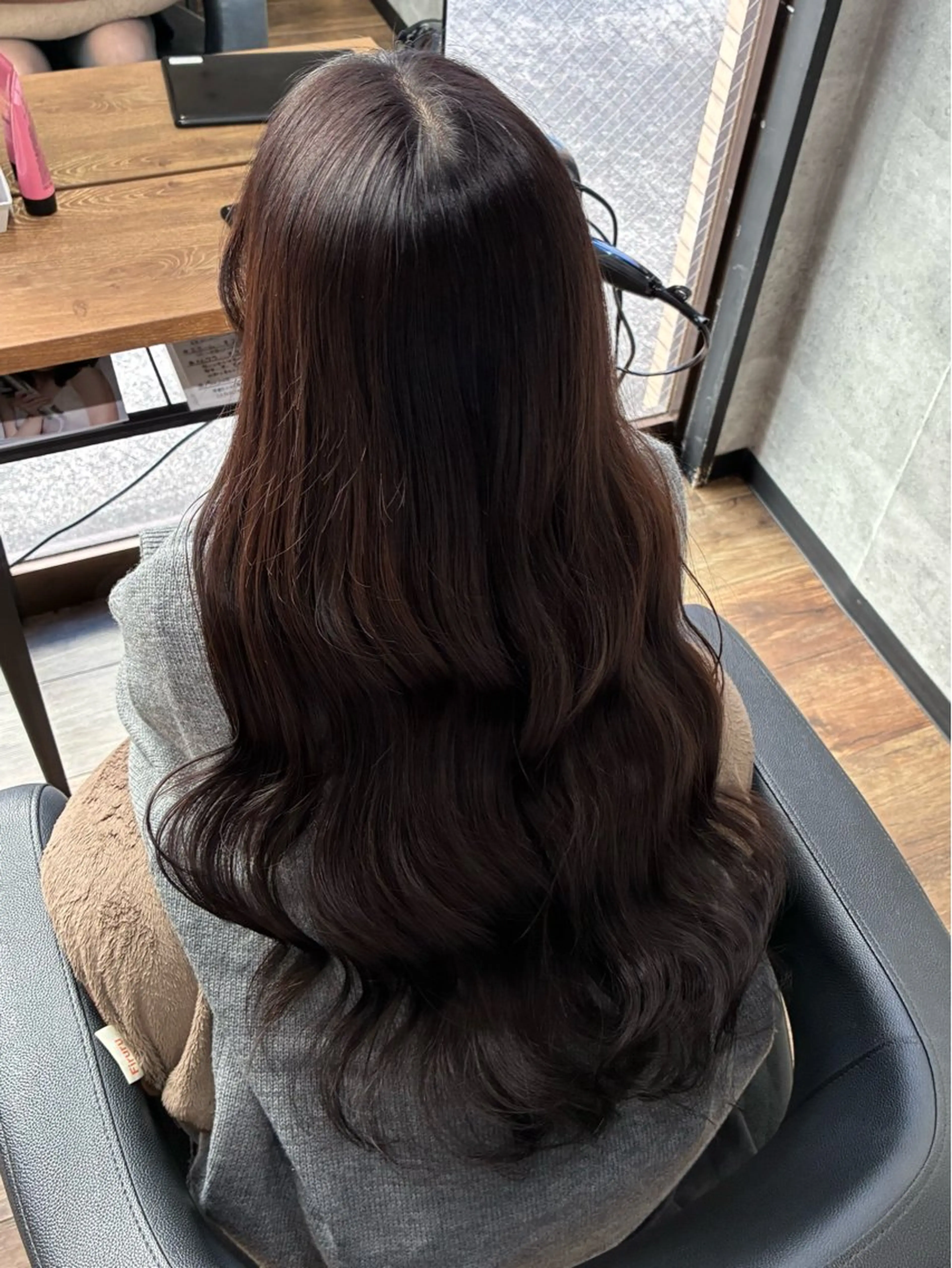 ロング カラー ヘアカラー naf NENEのヘアスタイル