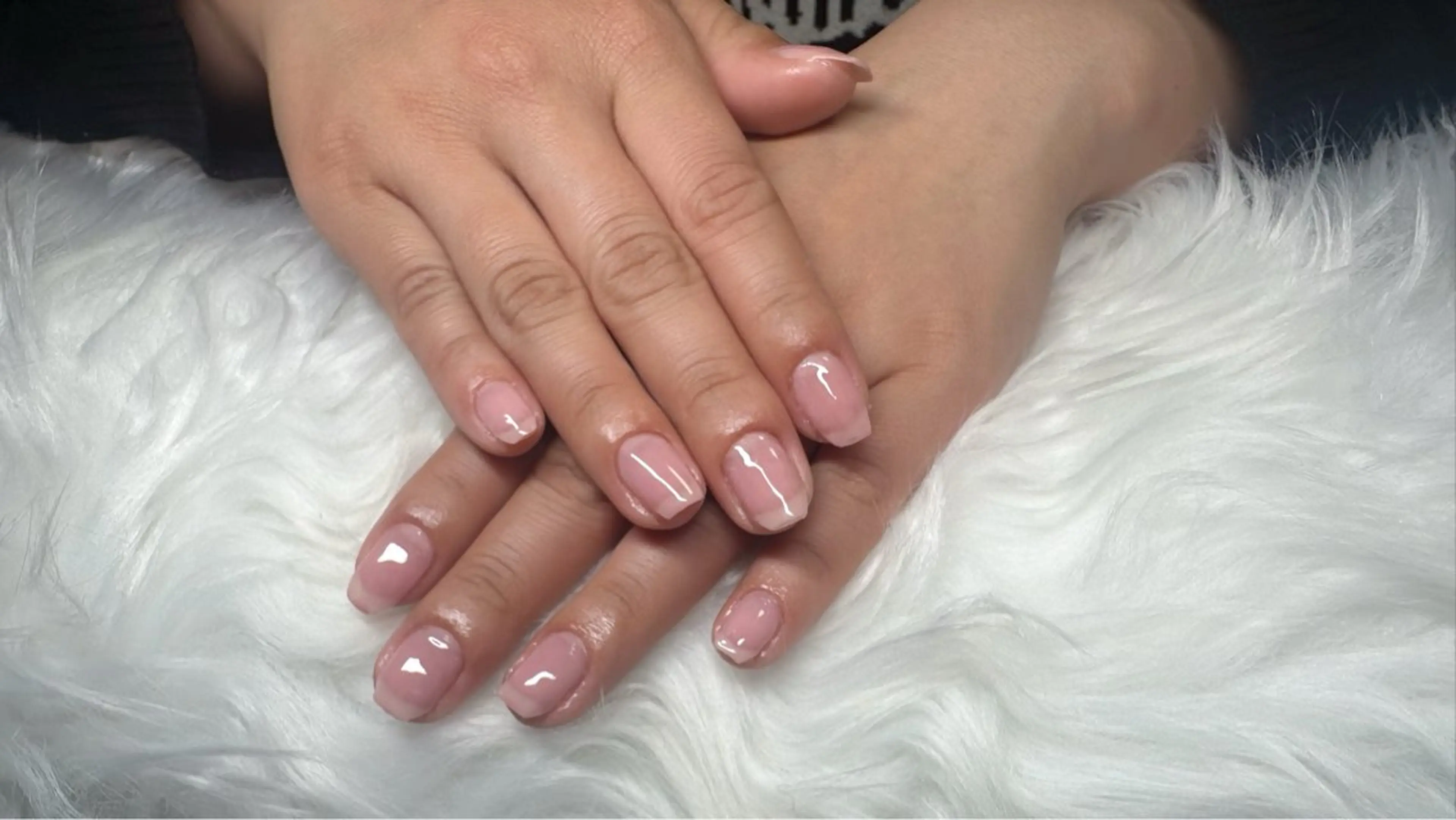 ネイル Rave所属・touma Rinaのネイルデザイン