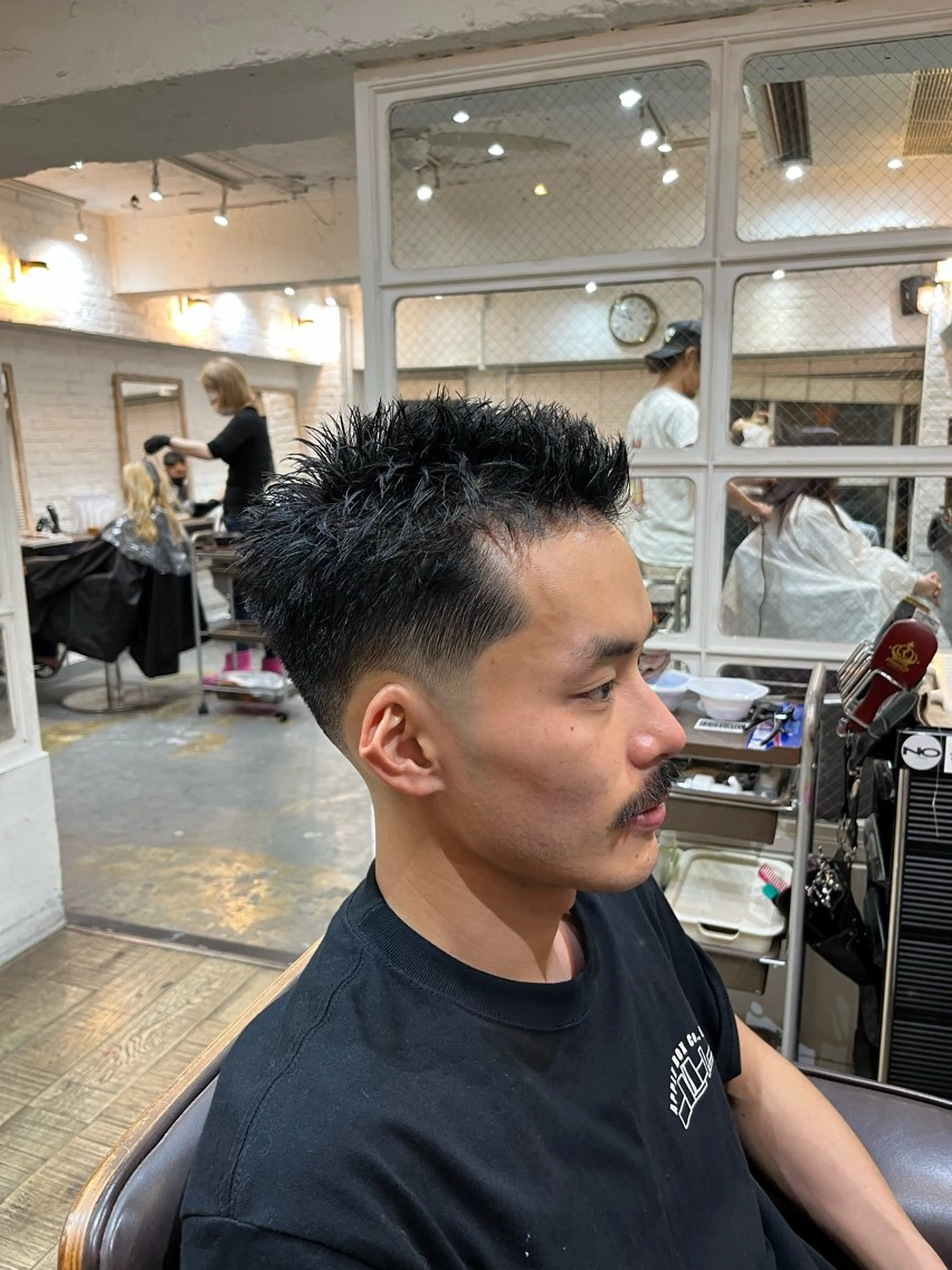 ショート メンズ センターパート ダウンパーマ フェードカット メンズハイライト メンズパーマ カット トリートメント 💈メンズ特化💈 TASUKUのヘアスタイル