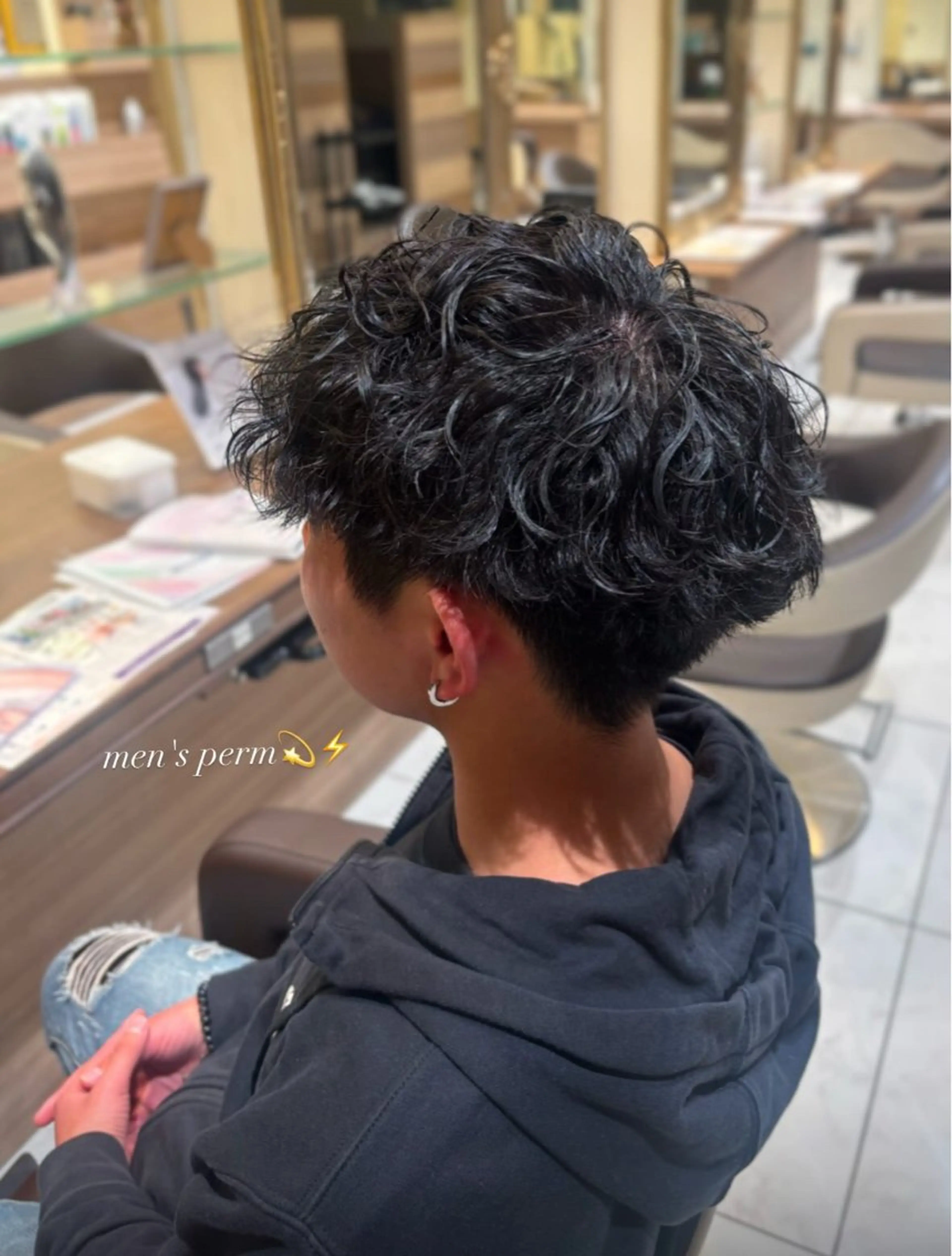 パーマ メンズ メンズパーマ ⭐️モデル募集中⭐️ ⸝⋆🪐遠藤 青葉のヘアスタイル