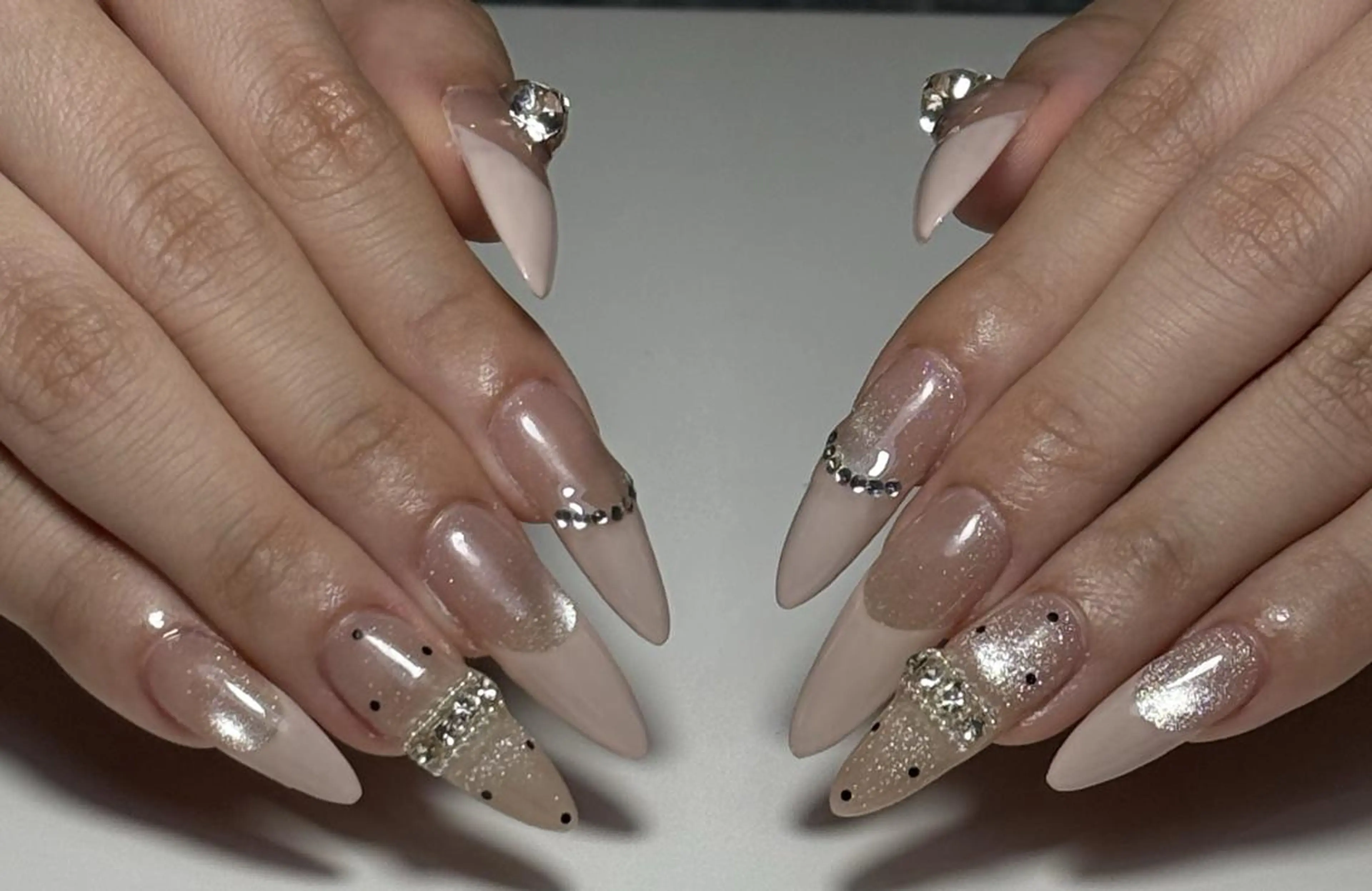 ネイル ハンドネイル Pure&Rich Nailのネイルデザイン