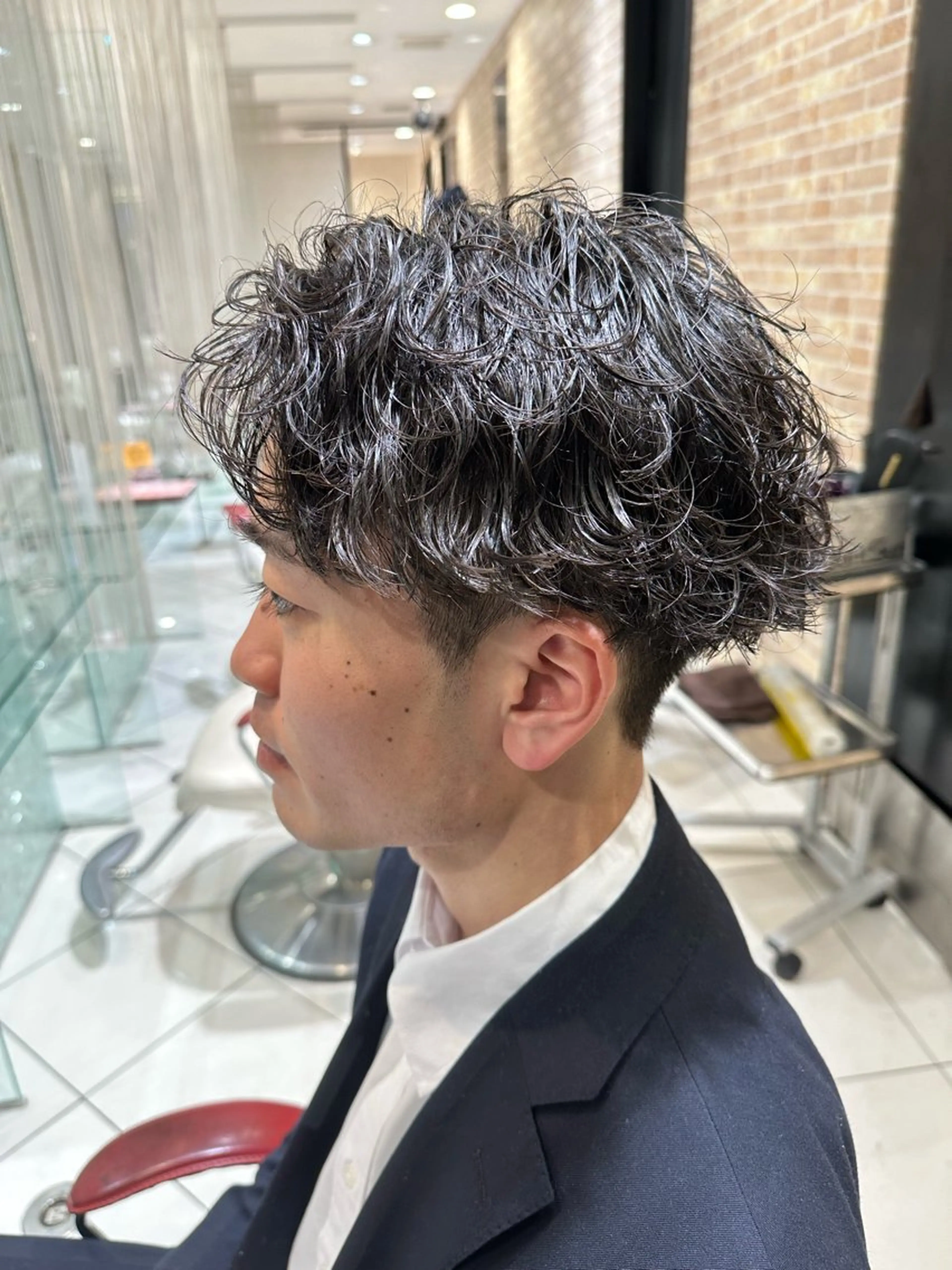 ショート パーマ メンズ メンズパーマ 波巻きパーマ 💈メンズ特化 美容師サキ💈のヘアスタイル