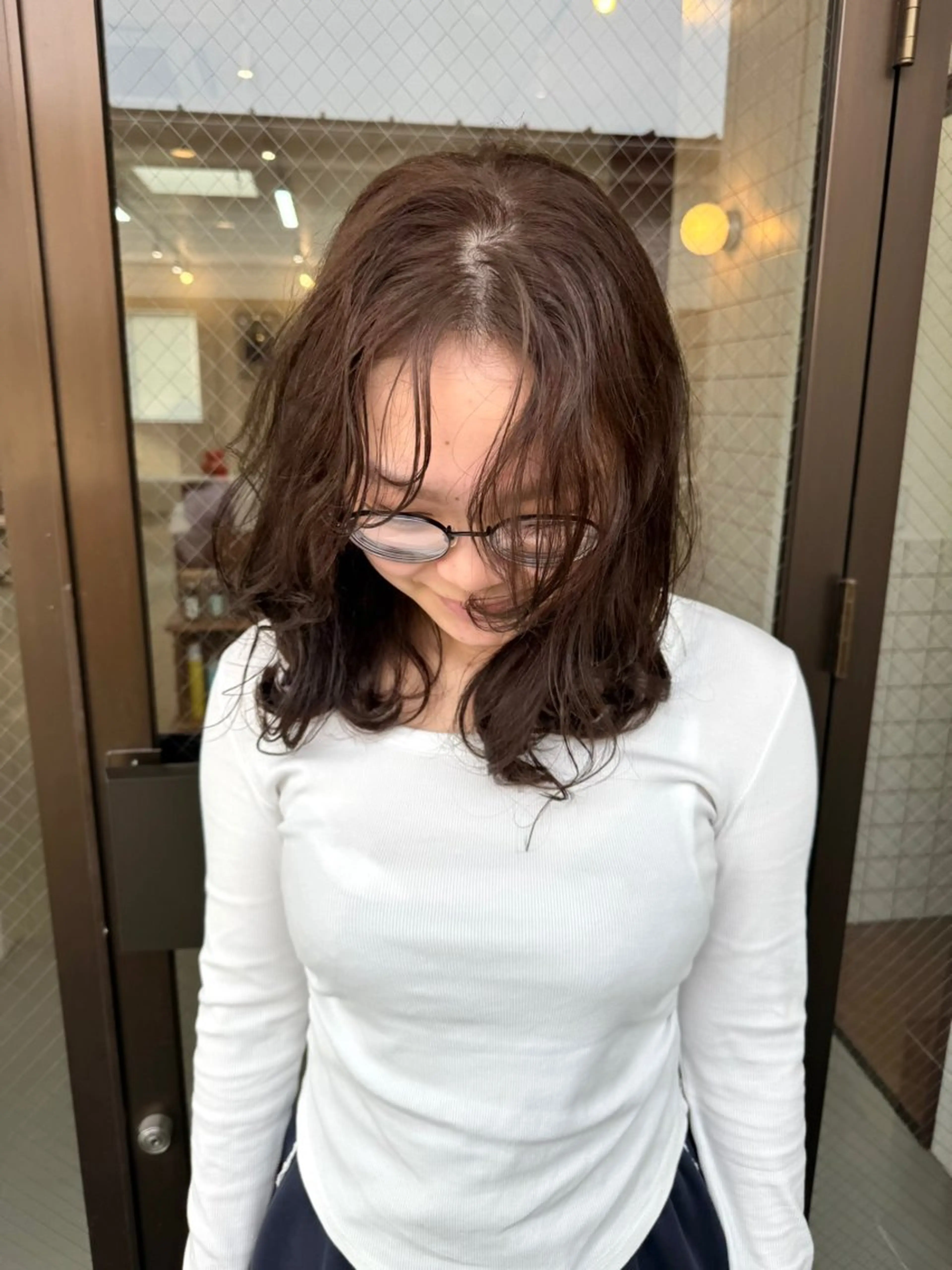 セミロング カット ヘアカラー illatos あやののヘアスタイル