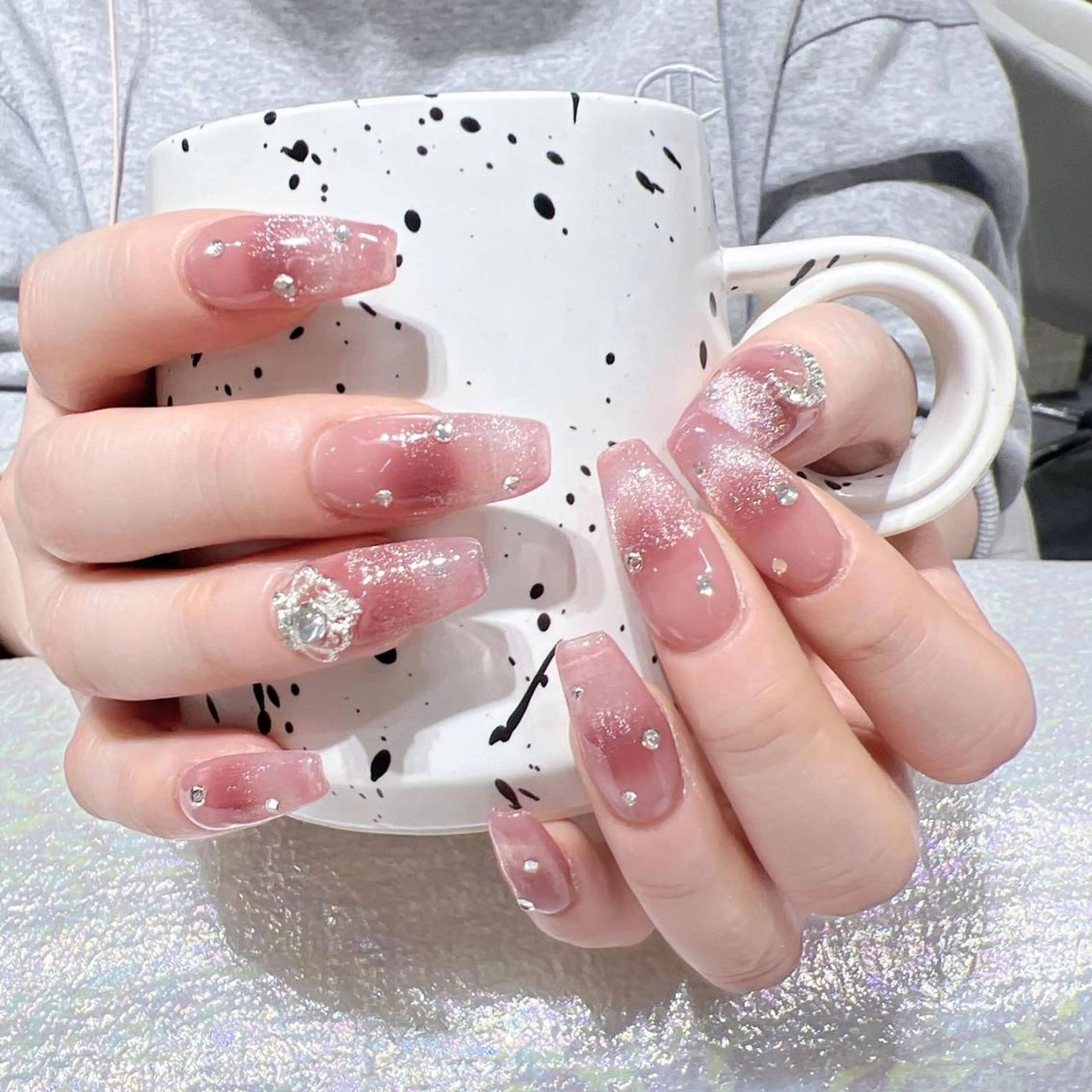 ネイル ネイルチップ Queens テイのネイルデザイン