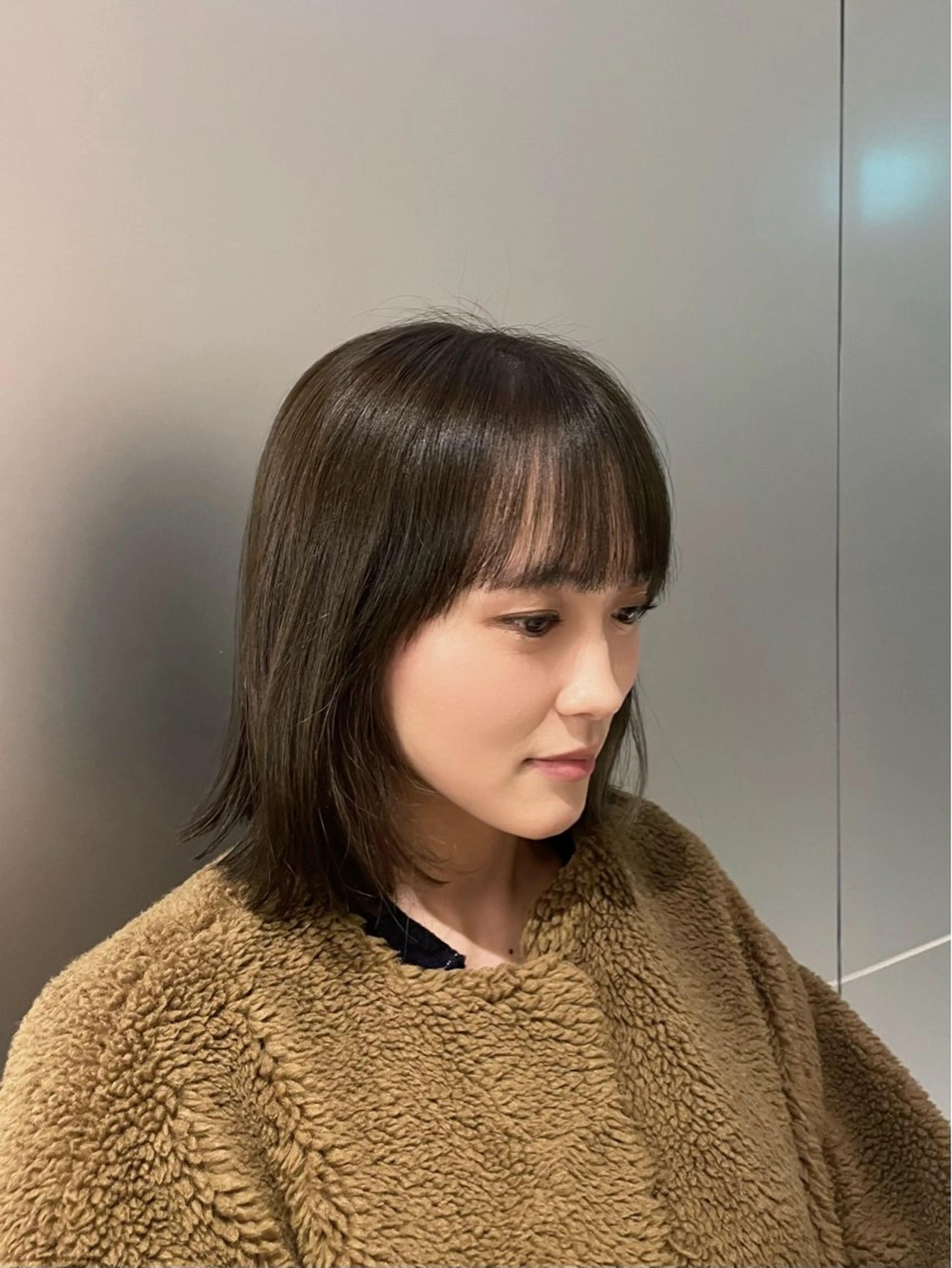 ミディアム アッシュ カット ヘアカラー 🕊️小顔カット 暖色系🍒/偉楓のヘアスタイル