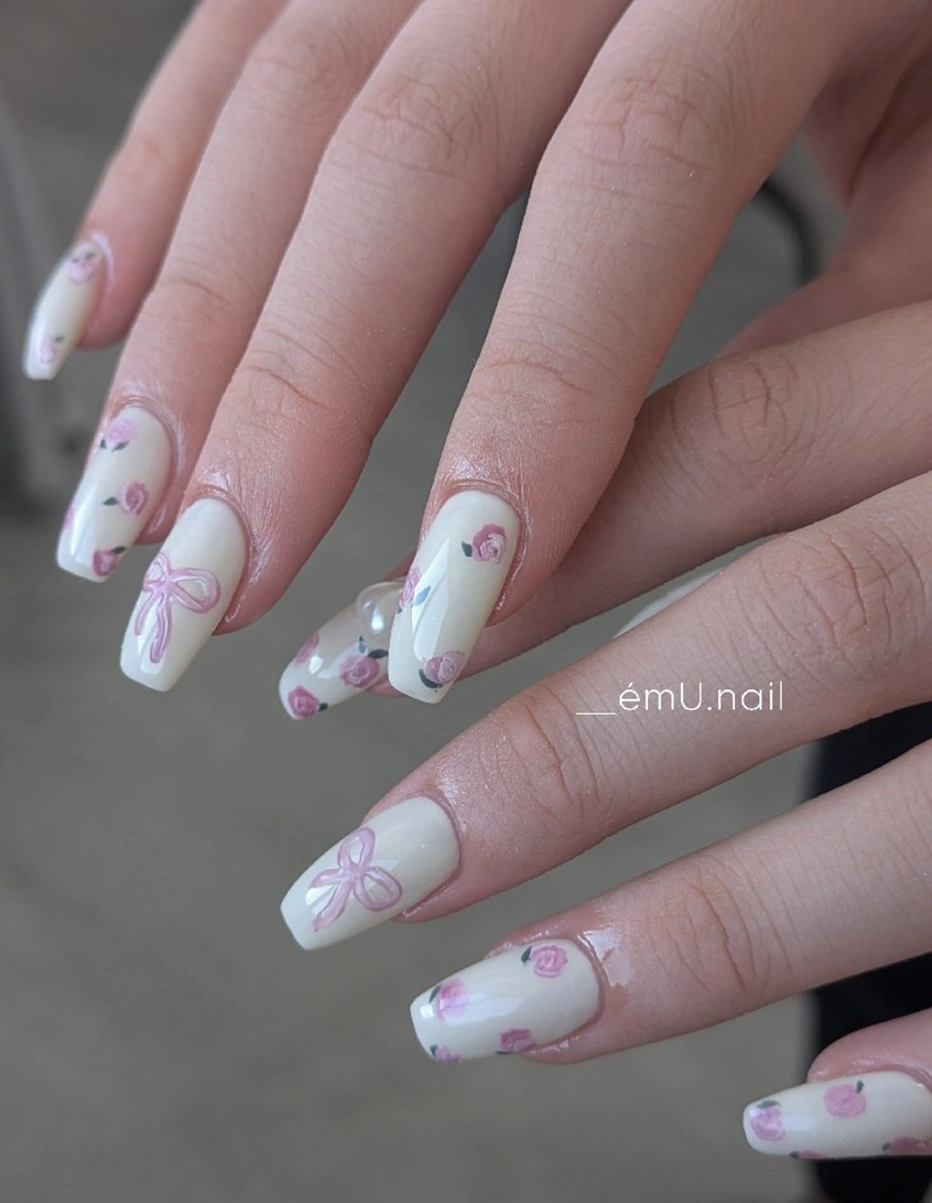 ネイル 持ち込み émU. nailのネイルデザイン