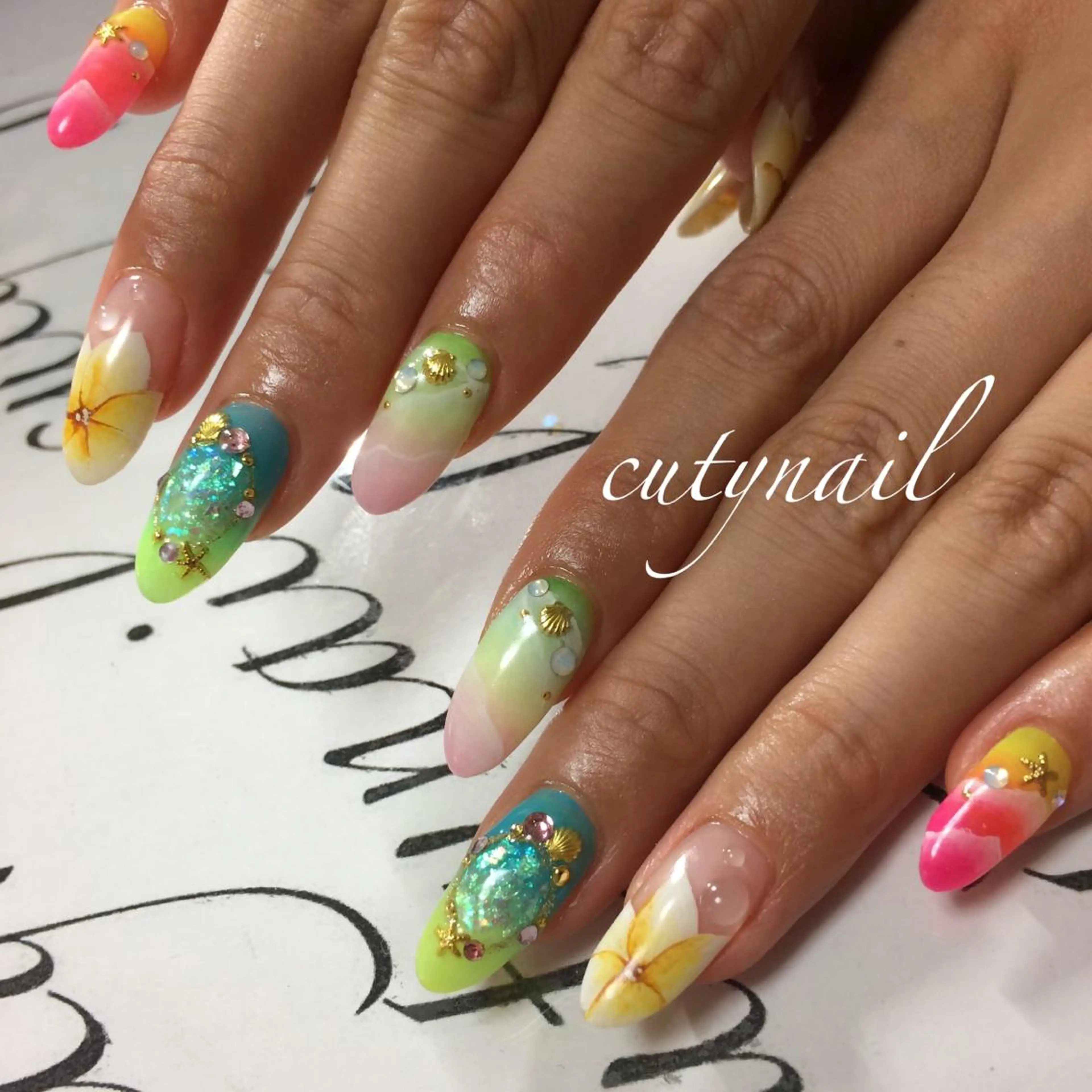 ネイル cuty nailのネイルデザイン