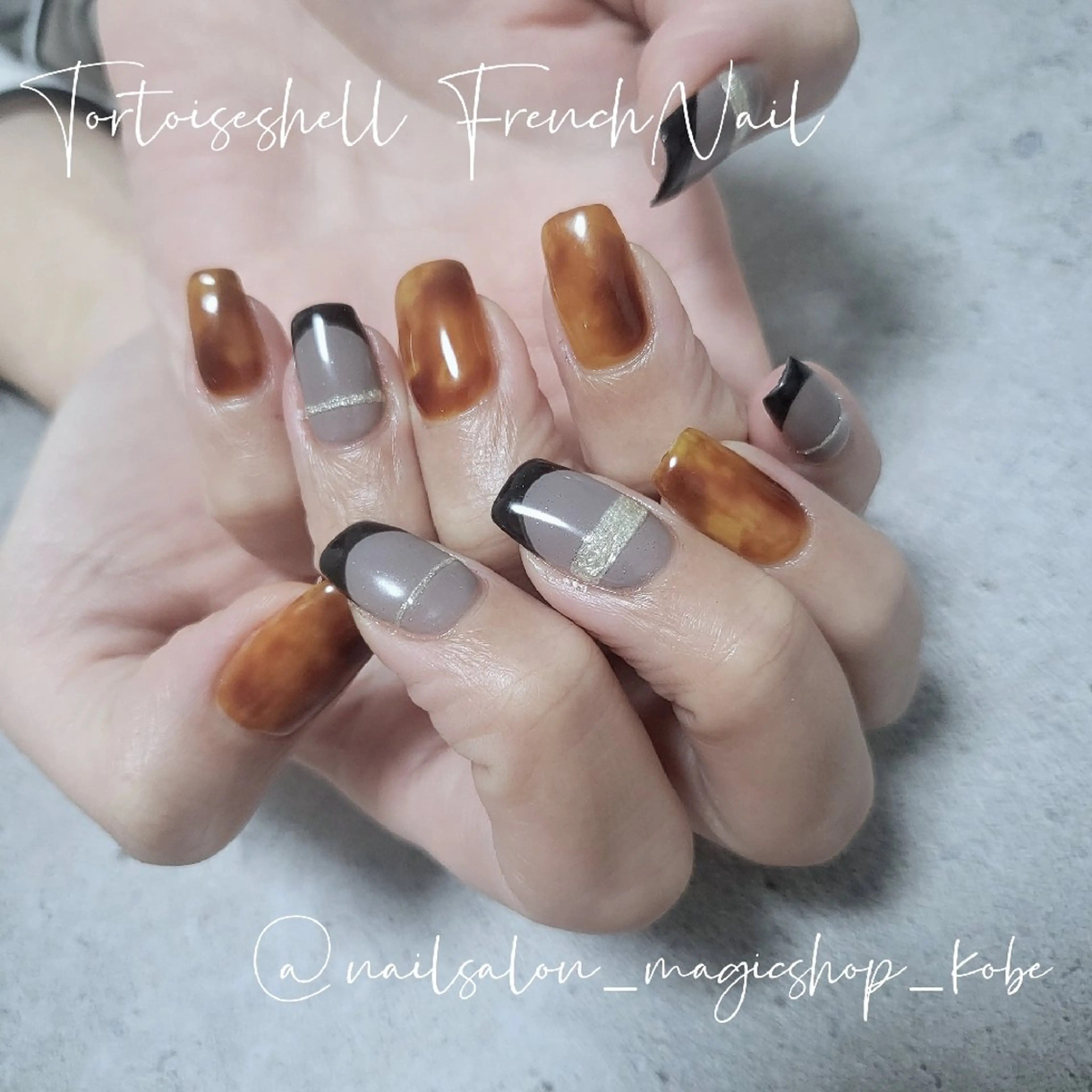 ネイル べっ甲ネイル フレンチネイル ジェルネイル シルバー ソフトジェル ハンドネイル Nailsalon MagicShopのネイルデザイン