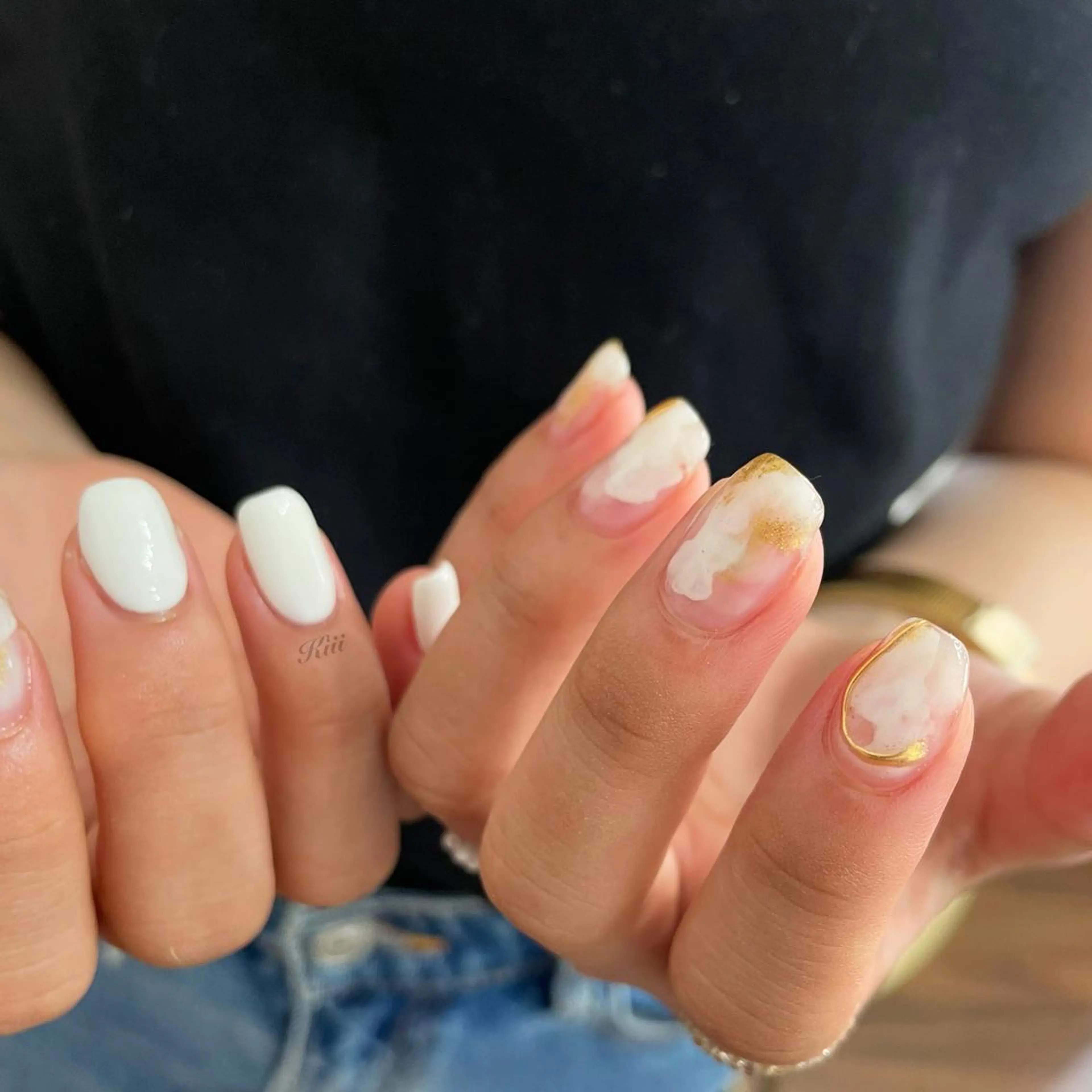 ネイル ハンドネイル フットネイル kiii.__ ✴︎*のネイルデザイン