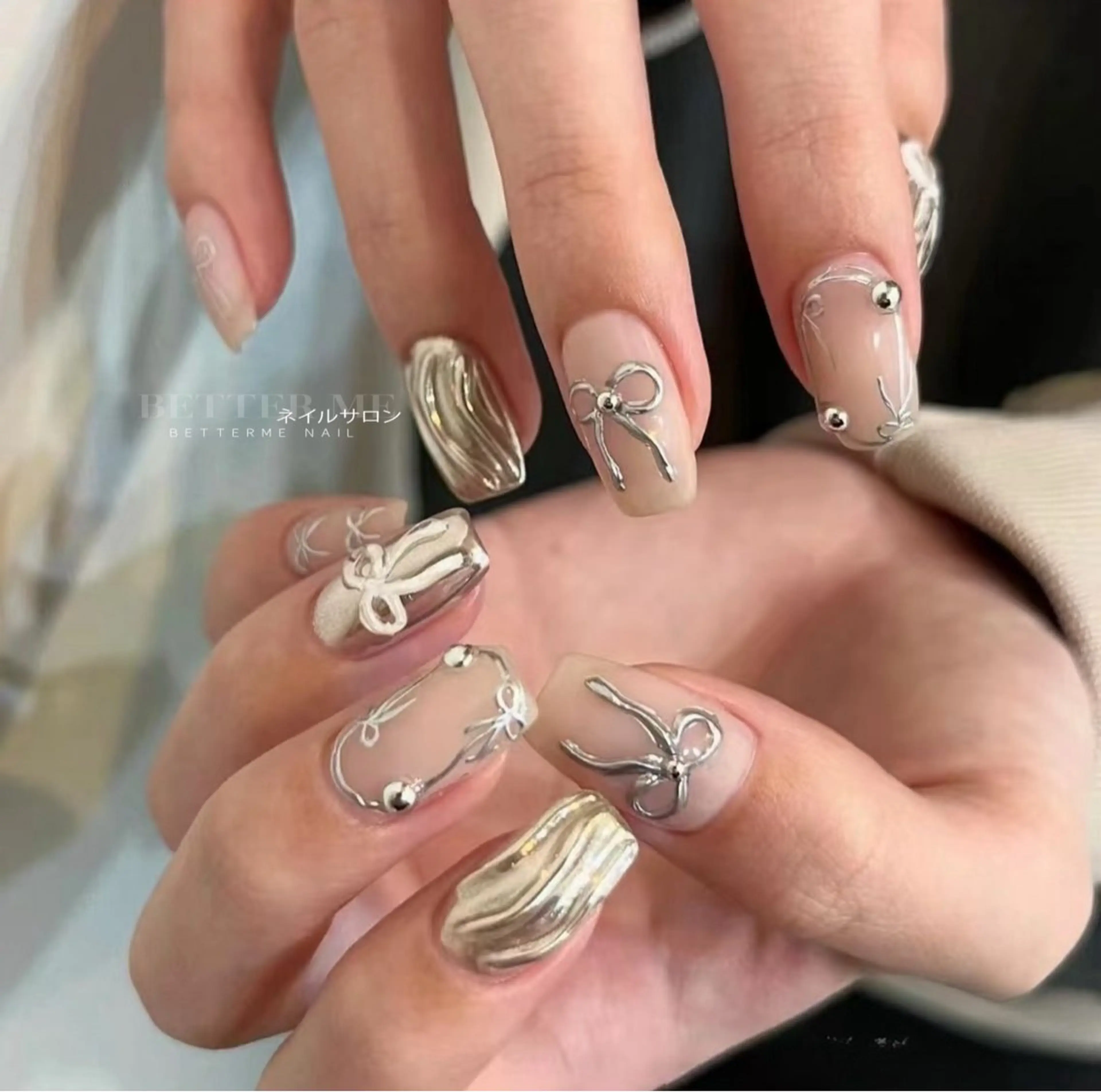 ネイル ミラーネイル リボン ハンドネイル BETTER ME ネイルサロン池田公園のネイルデザイン