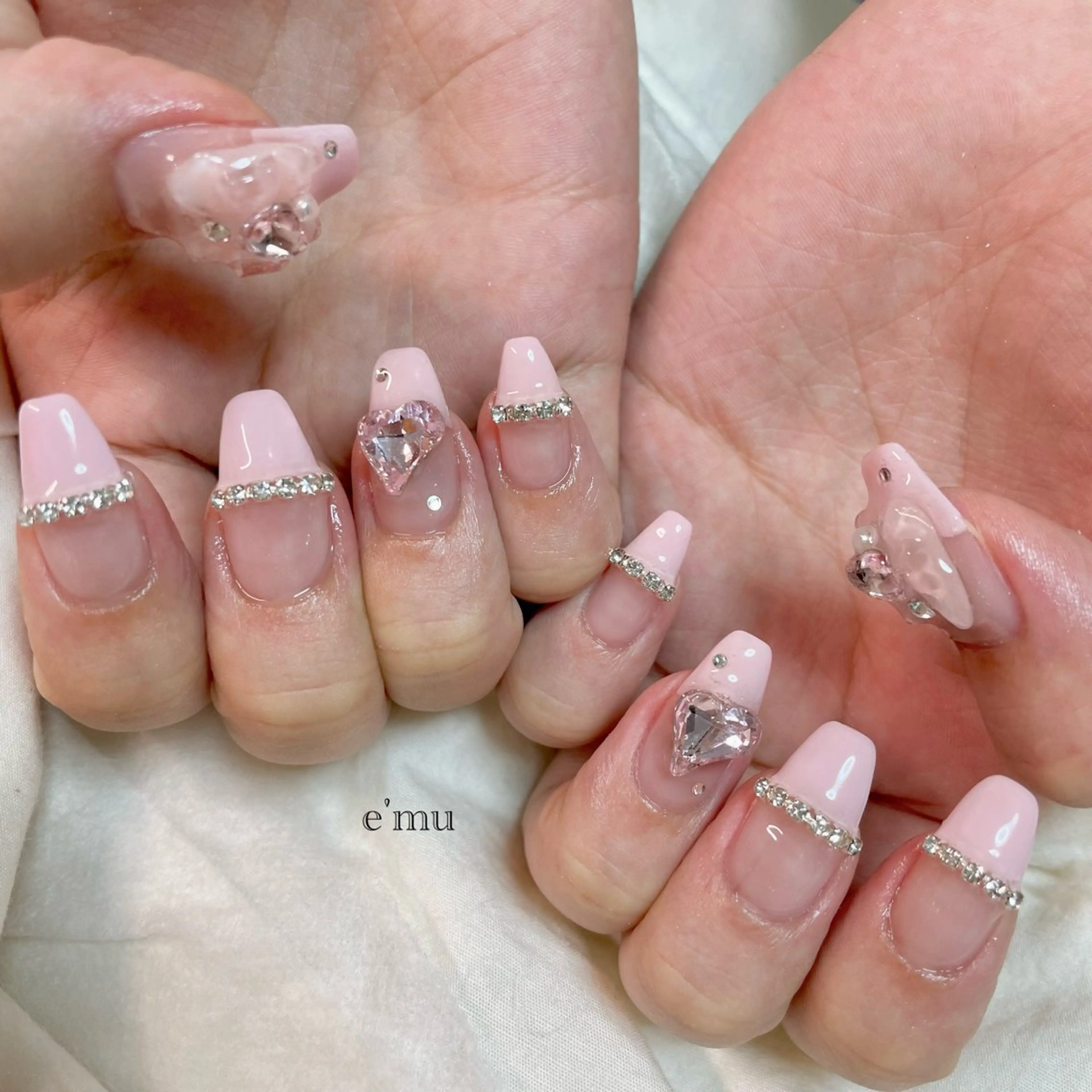 ネイル ピンク ワンホンネイル ハンドネイル nail salon e'mu💐のネイルデザイン