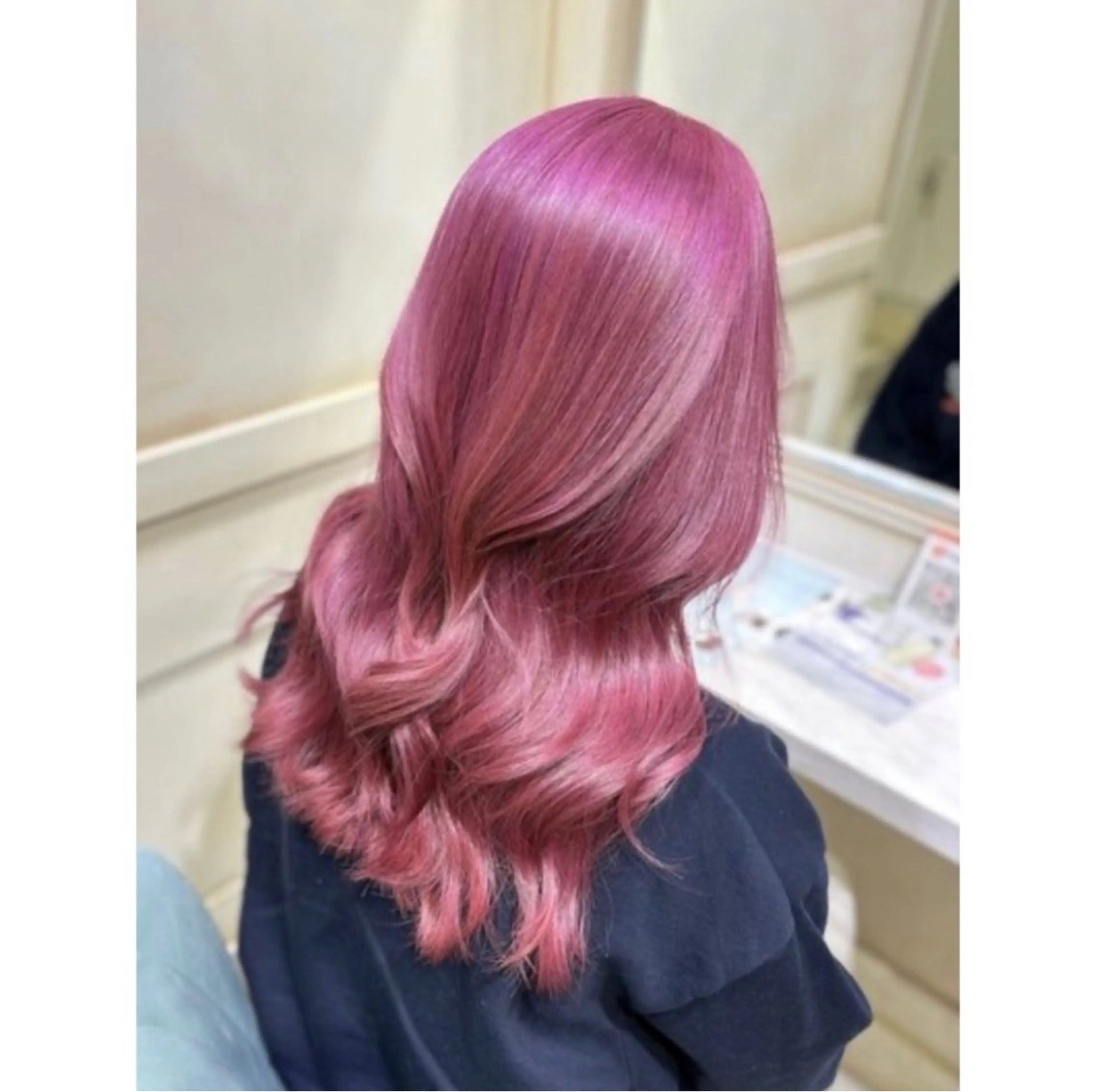 ロング カラー ピンクカラー ロング 💖ブリーチ/暖色 𝐘𝐮𝐢💖のヘアスタイル