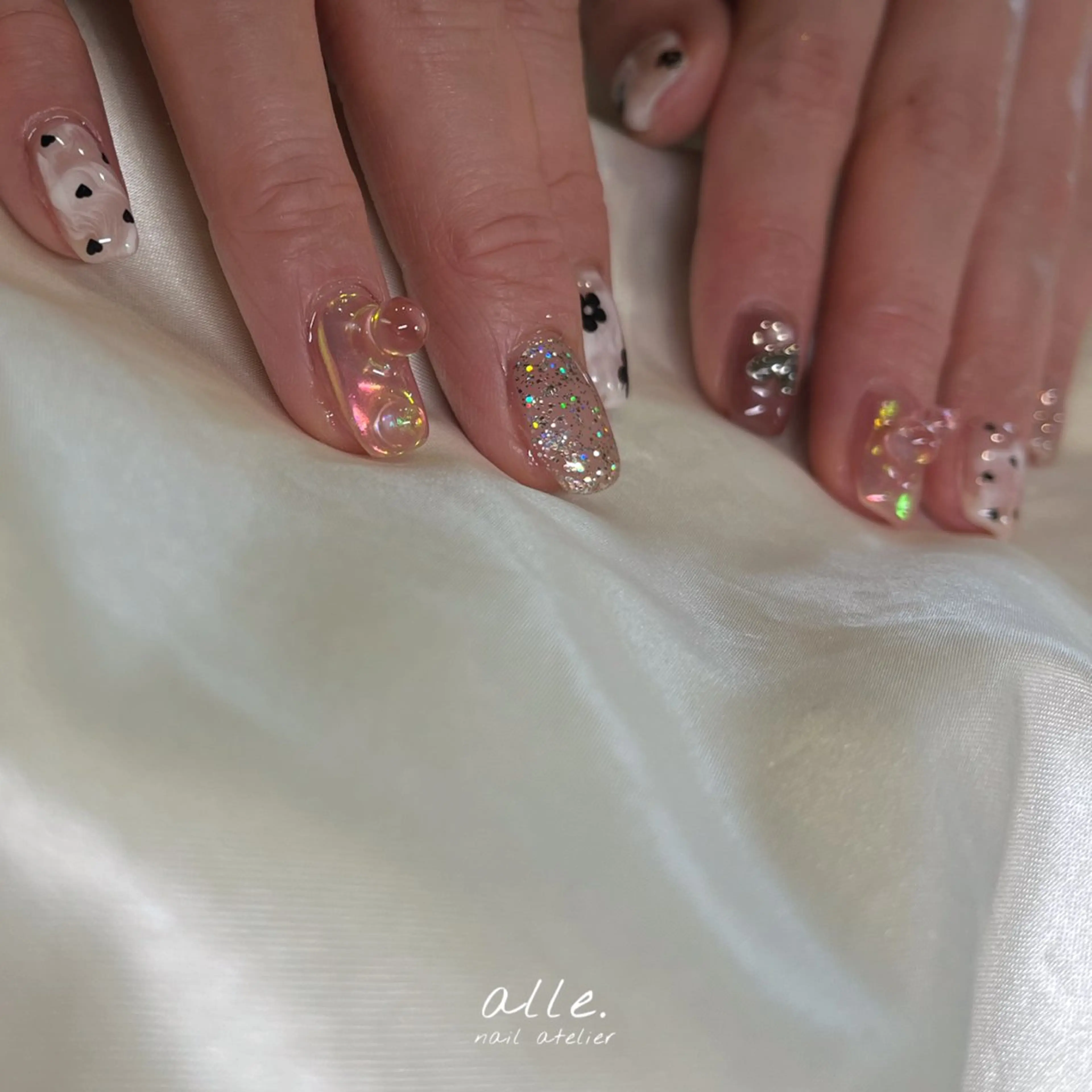 ネイル ハンドネイル atelier alle.のネイルデザイン