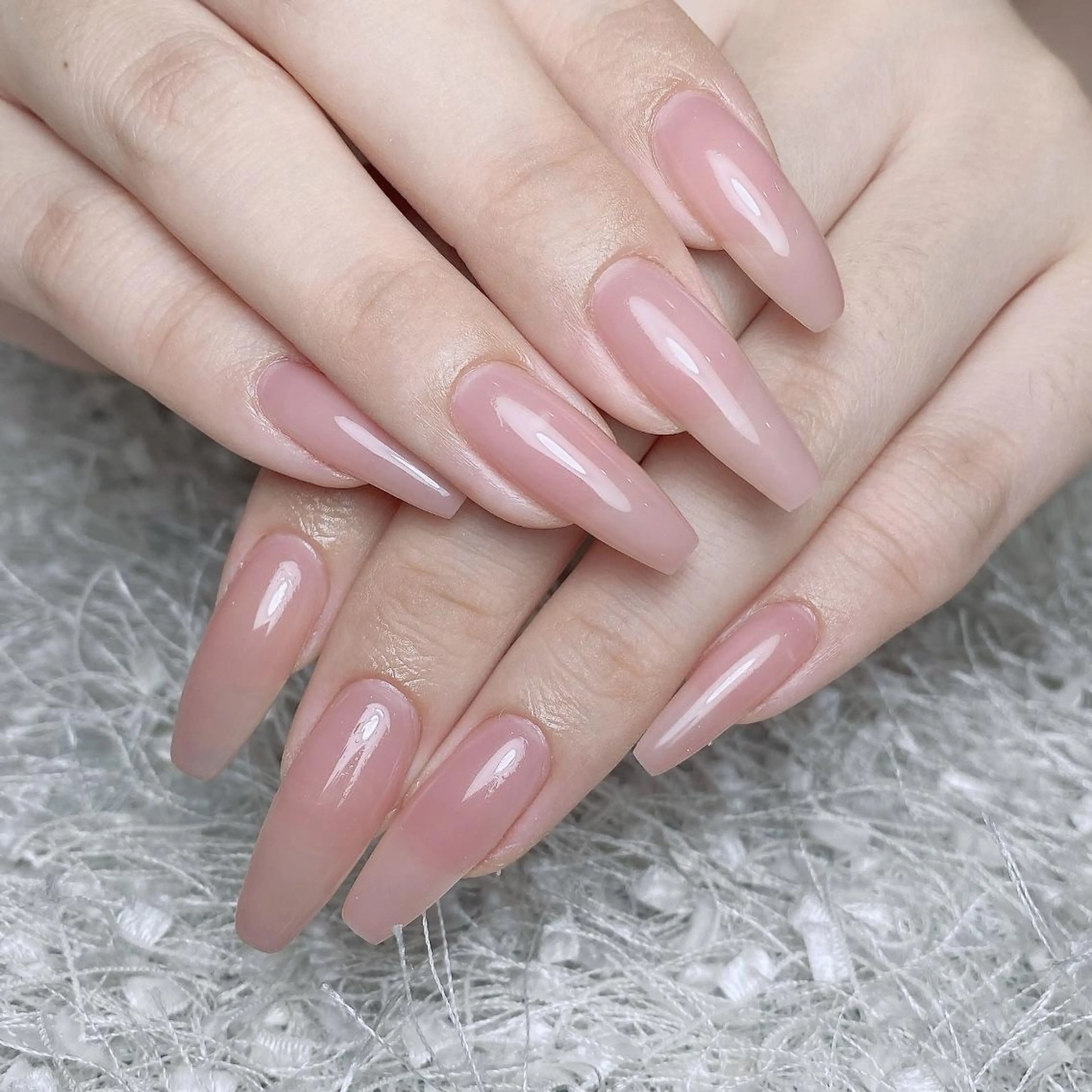 平日限定【ハンド】🦀️🦀️チップ長さだし+ワンカラー/ラメグラ7500土日祝8500💕の写真