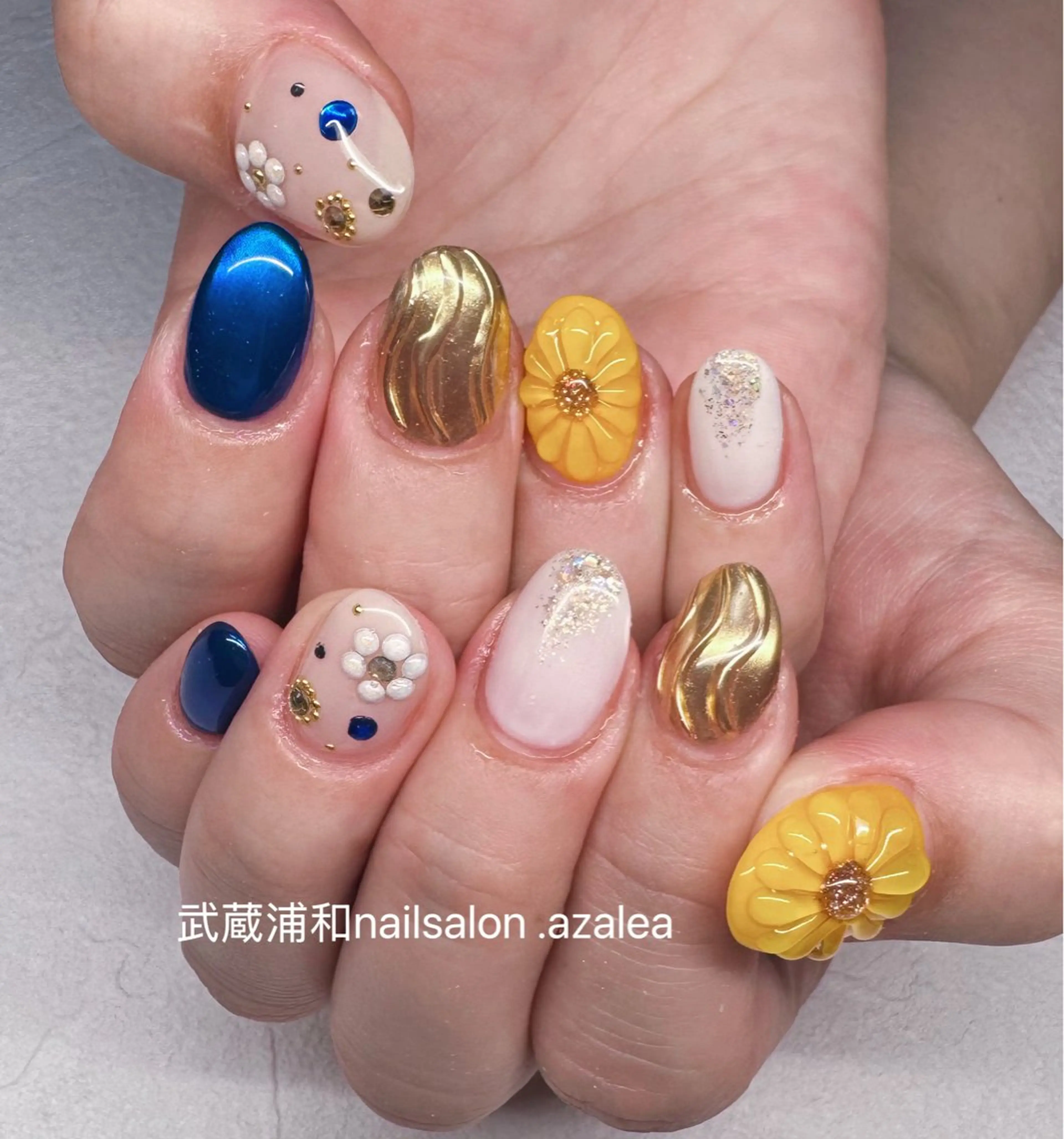 ネイル ハンドネイル R inのネイルデザイン