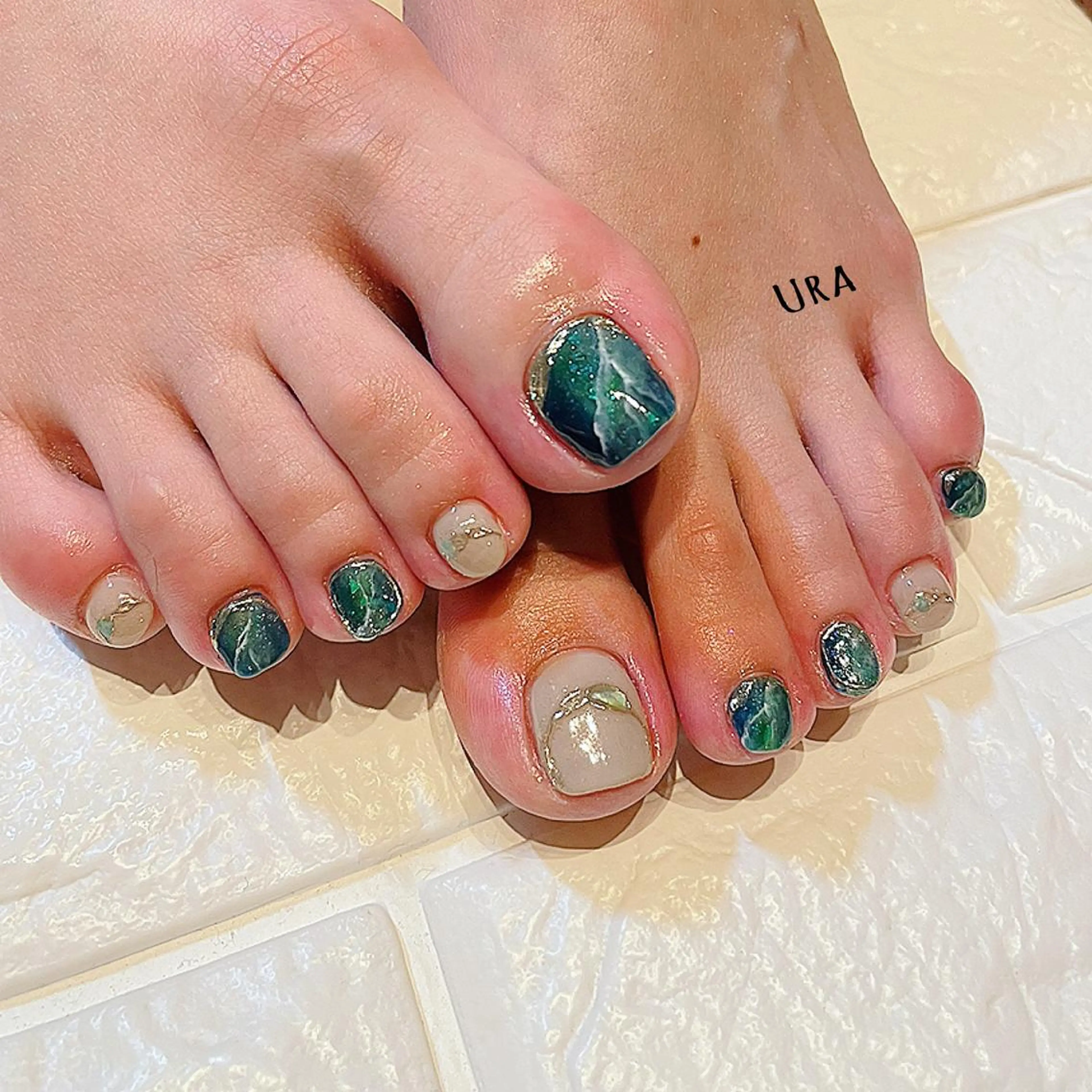 ネイル UrakoNail 《nail》のネイルデザイン