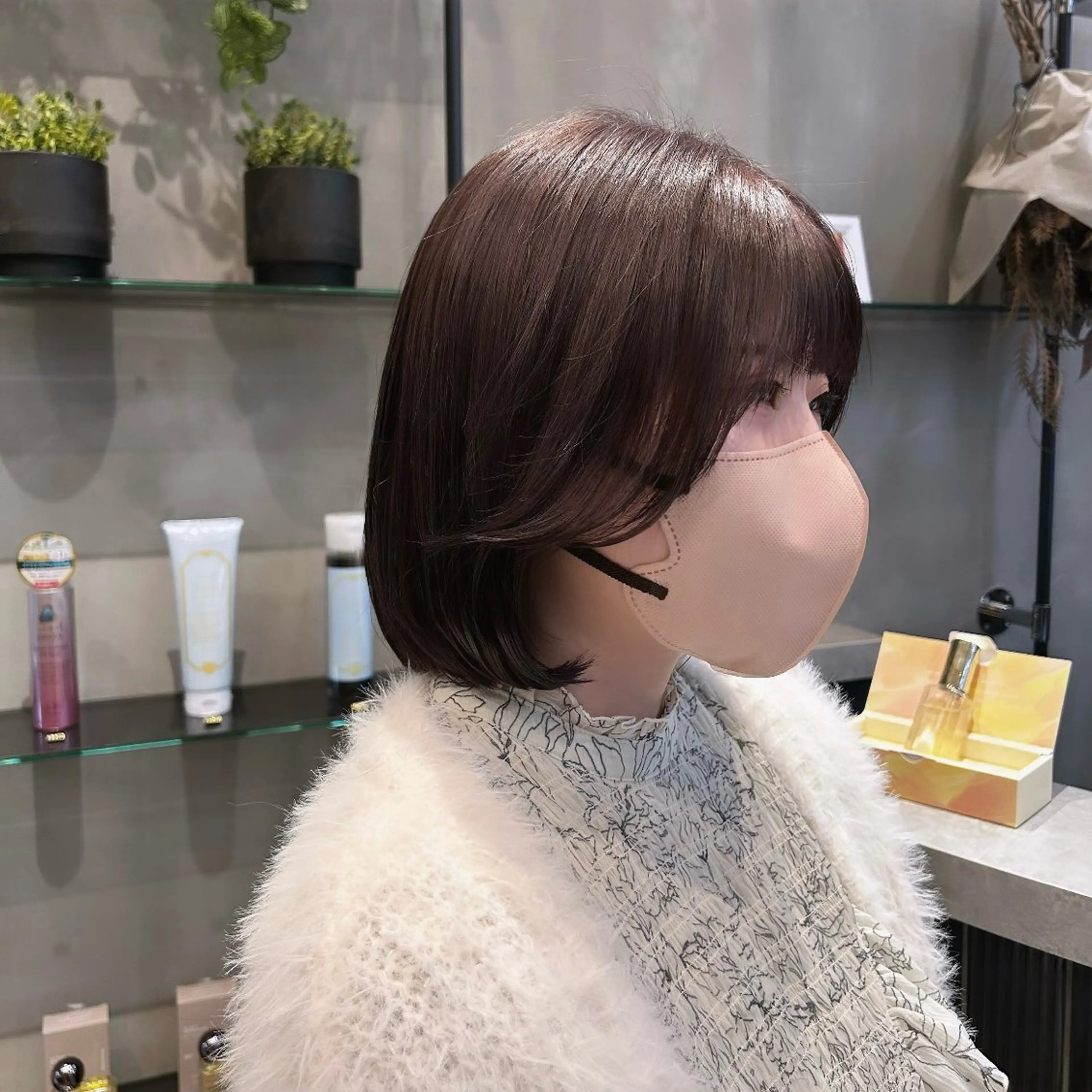 ミディアム カラー ボブ 顔まわりレイヤー 顔周りカット 髪質改善 韓国風ヘア 髪質改善 ANFINI所属・ボブ・レイヤー 田中 励也のヘアスタイル