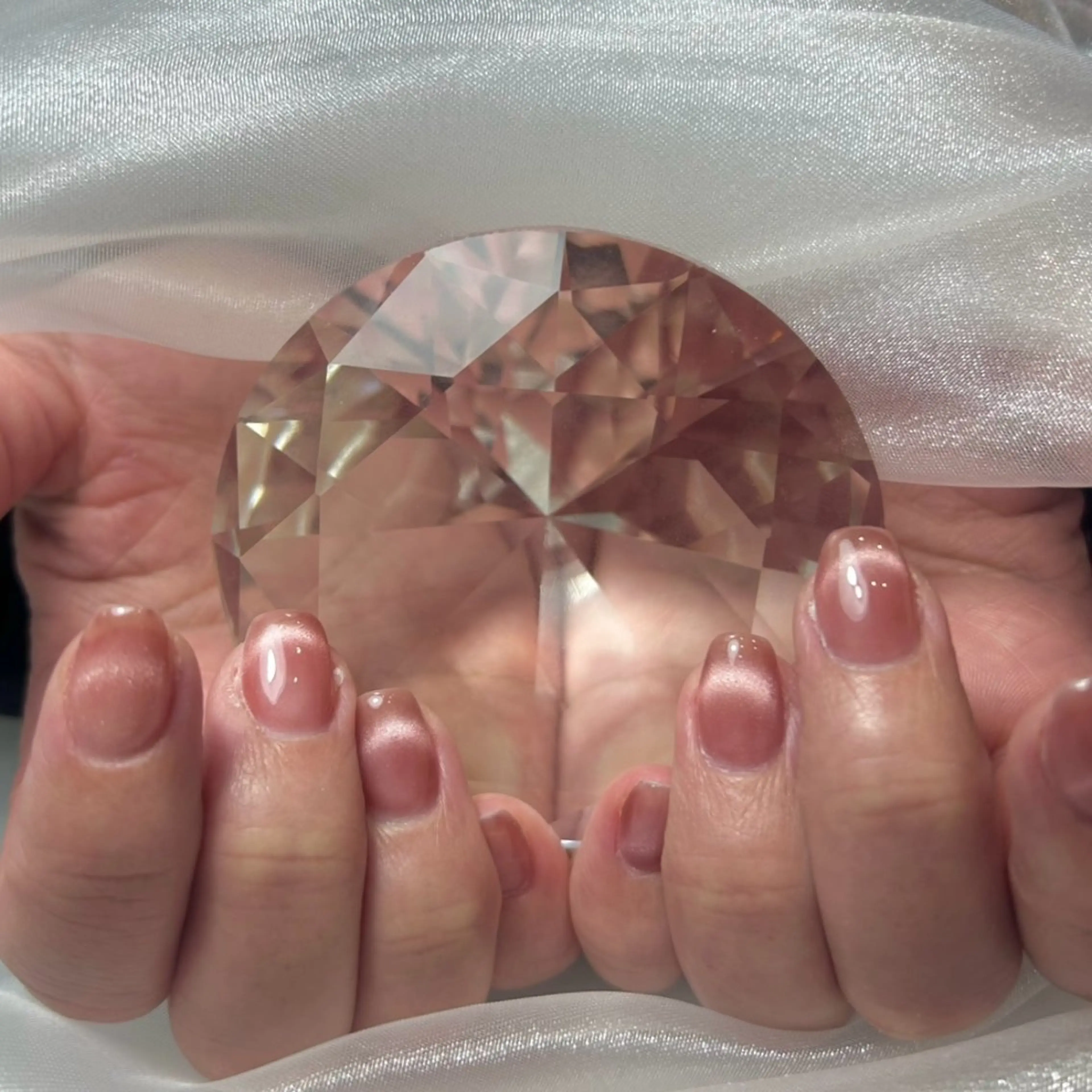 ネイル フレンチネイル マグネットネイル マグネットフレンチ 寺尾 美咲のネイルデザイン