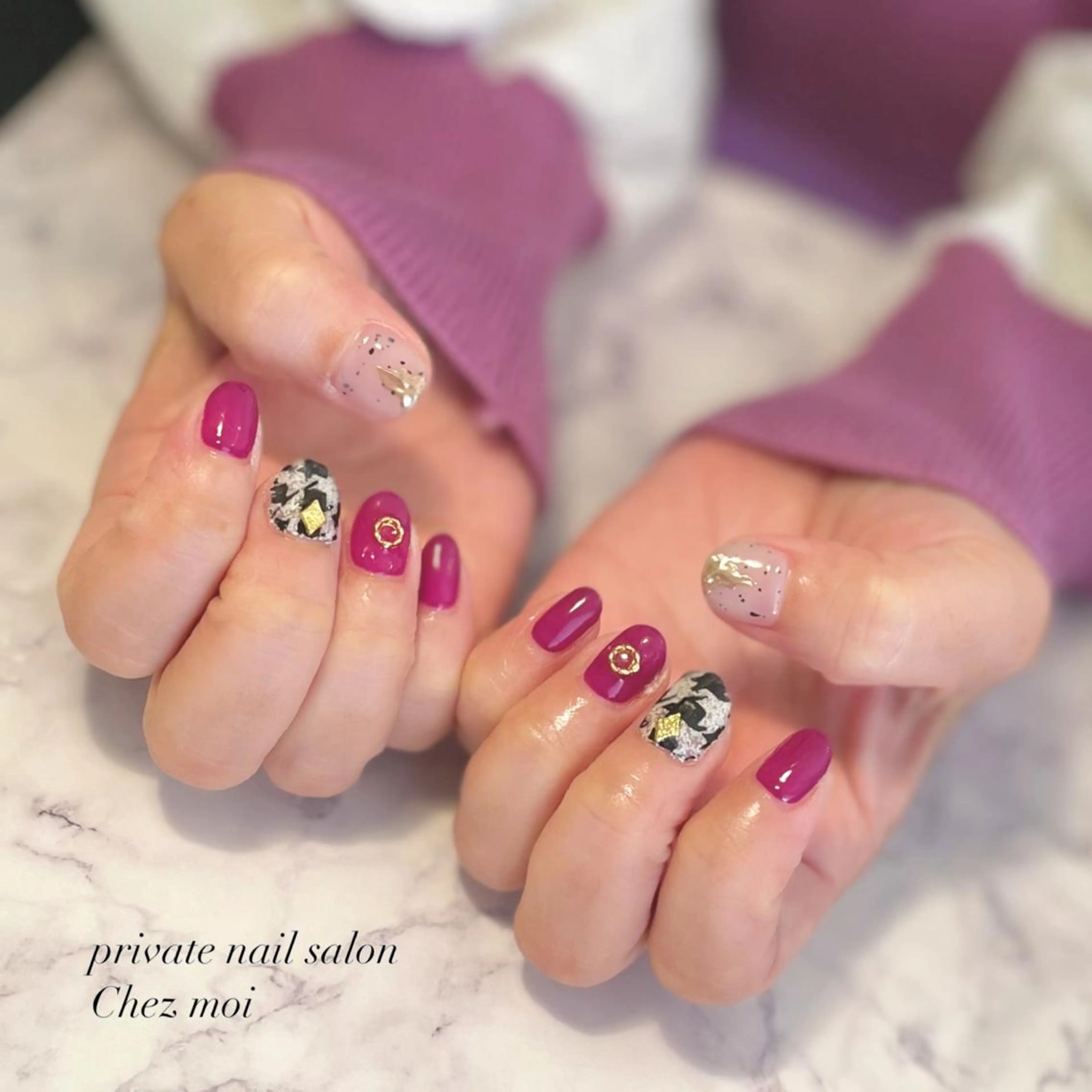 ネイル KOMINE TOMOKOのネイルデザイン