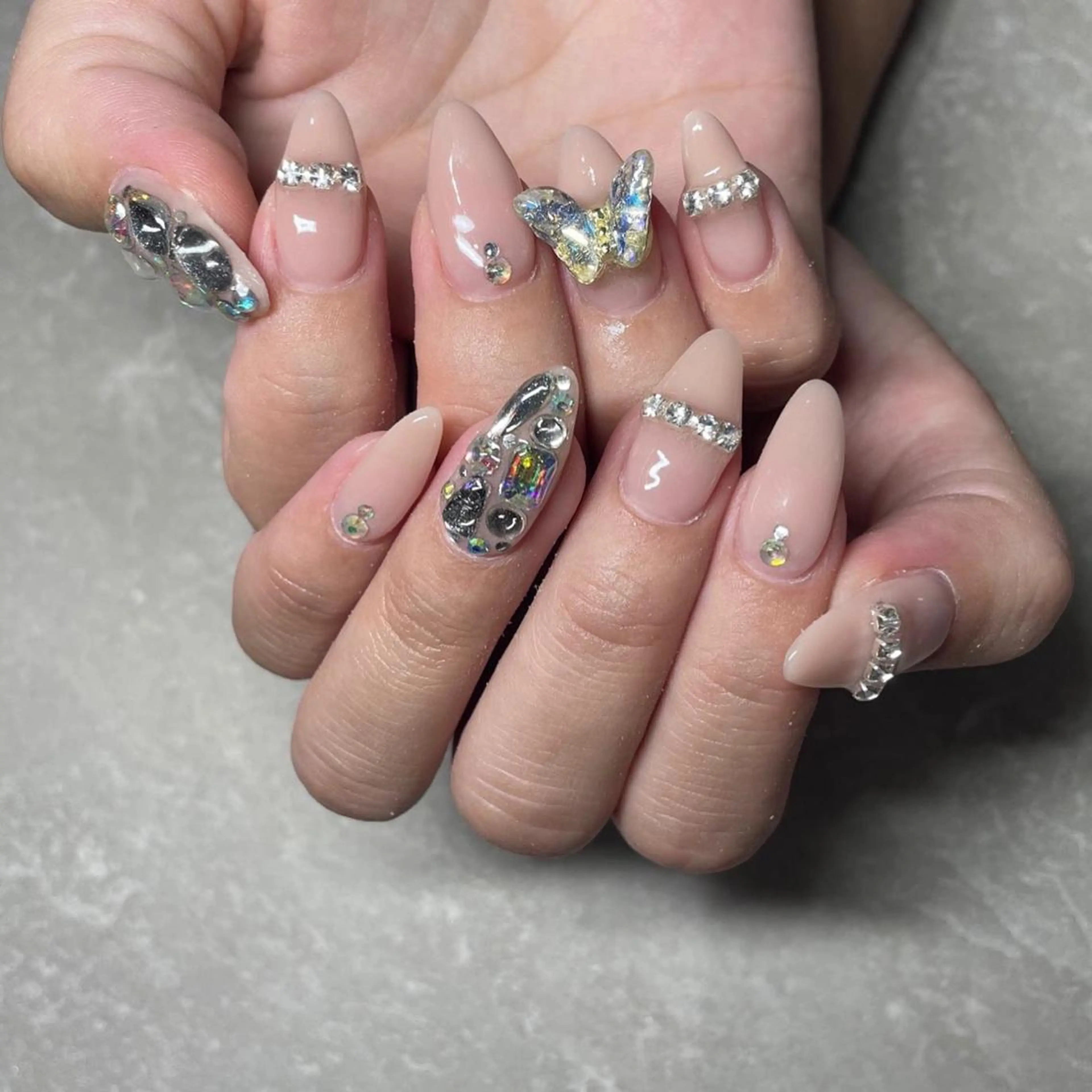 ネイル LAVISH nail salonのネイルデザイン