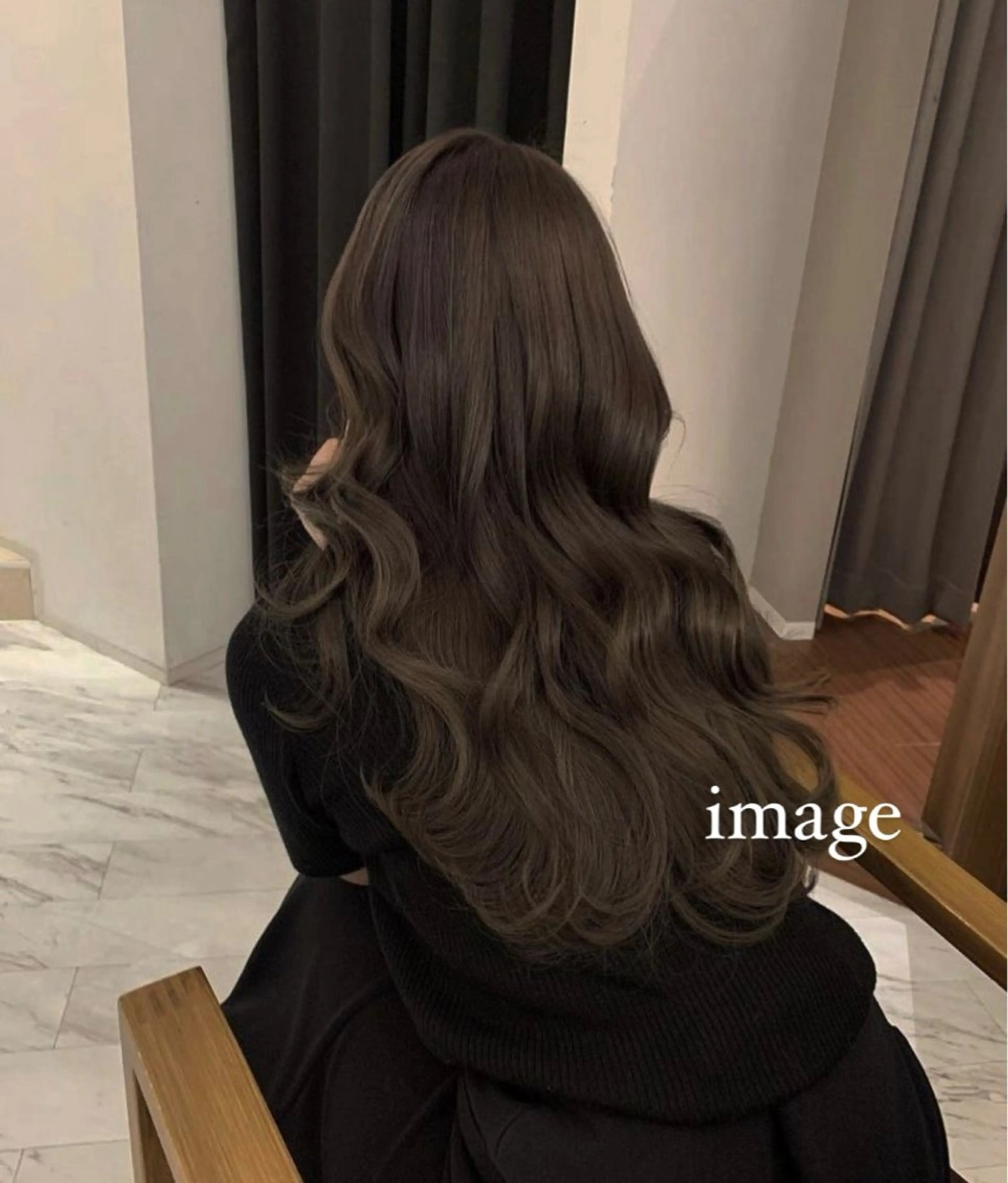 ロング Euphoria 新宿店所属・大人girly ベージュ/ふたば🌱のヘアスタイル