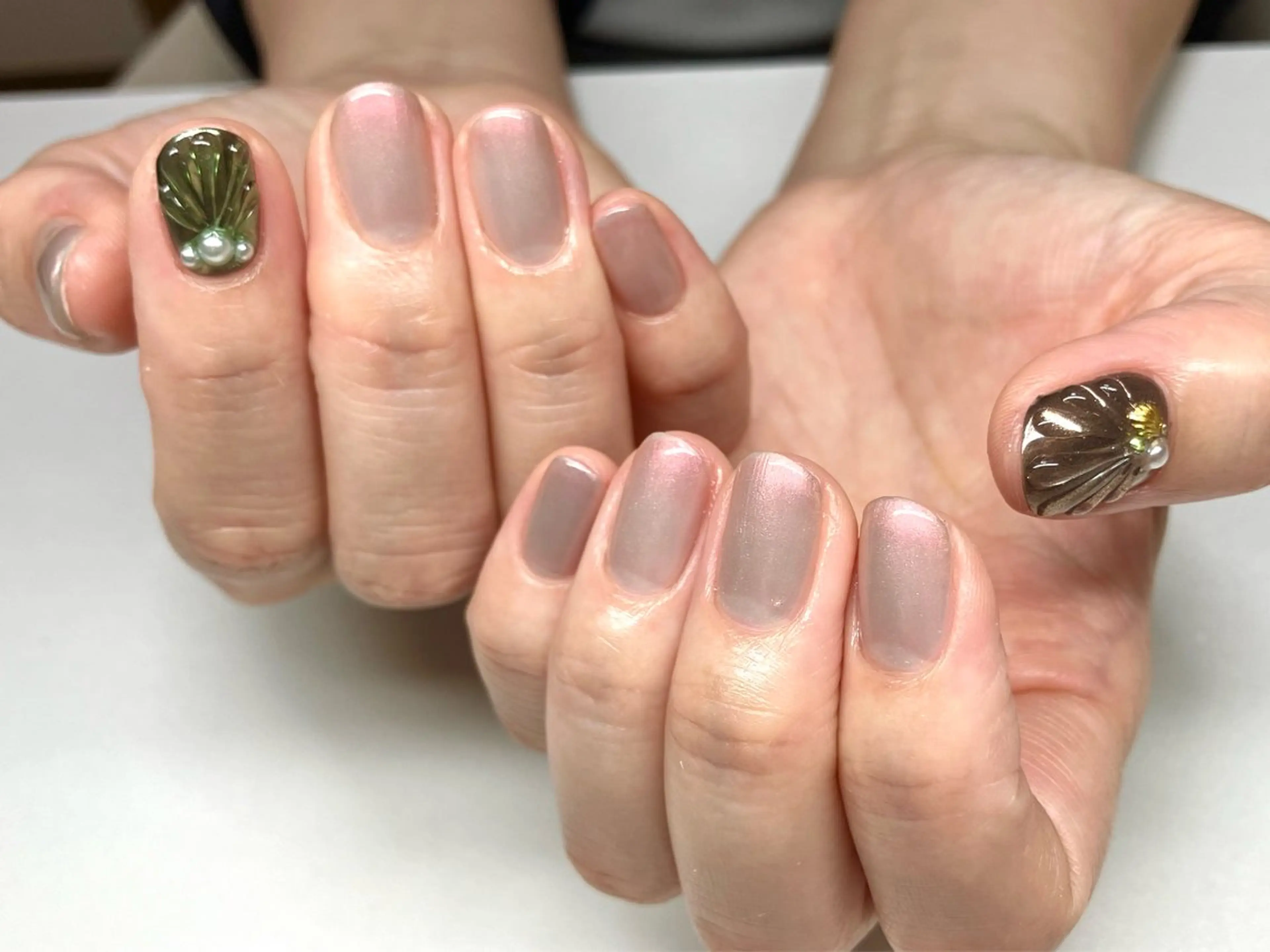 ネイル ハンドネイル 三浦 あかりのネイルデザイン