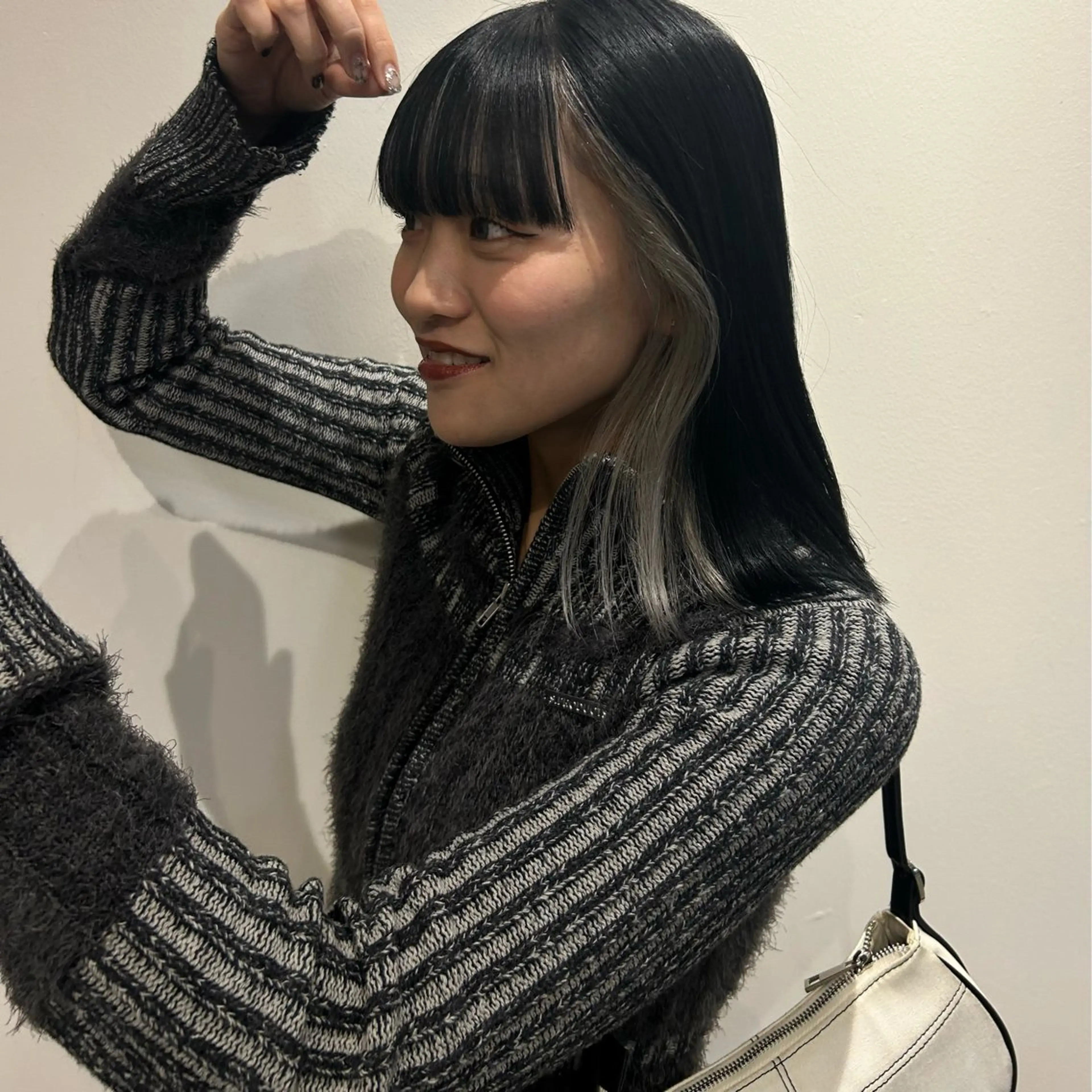 ミディアム ヘアカラー 田中 遥陽のヘアスタイル