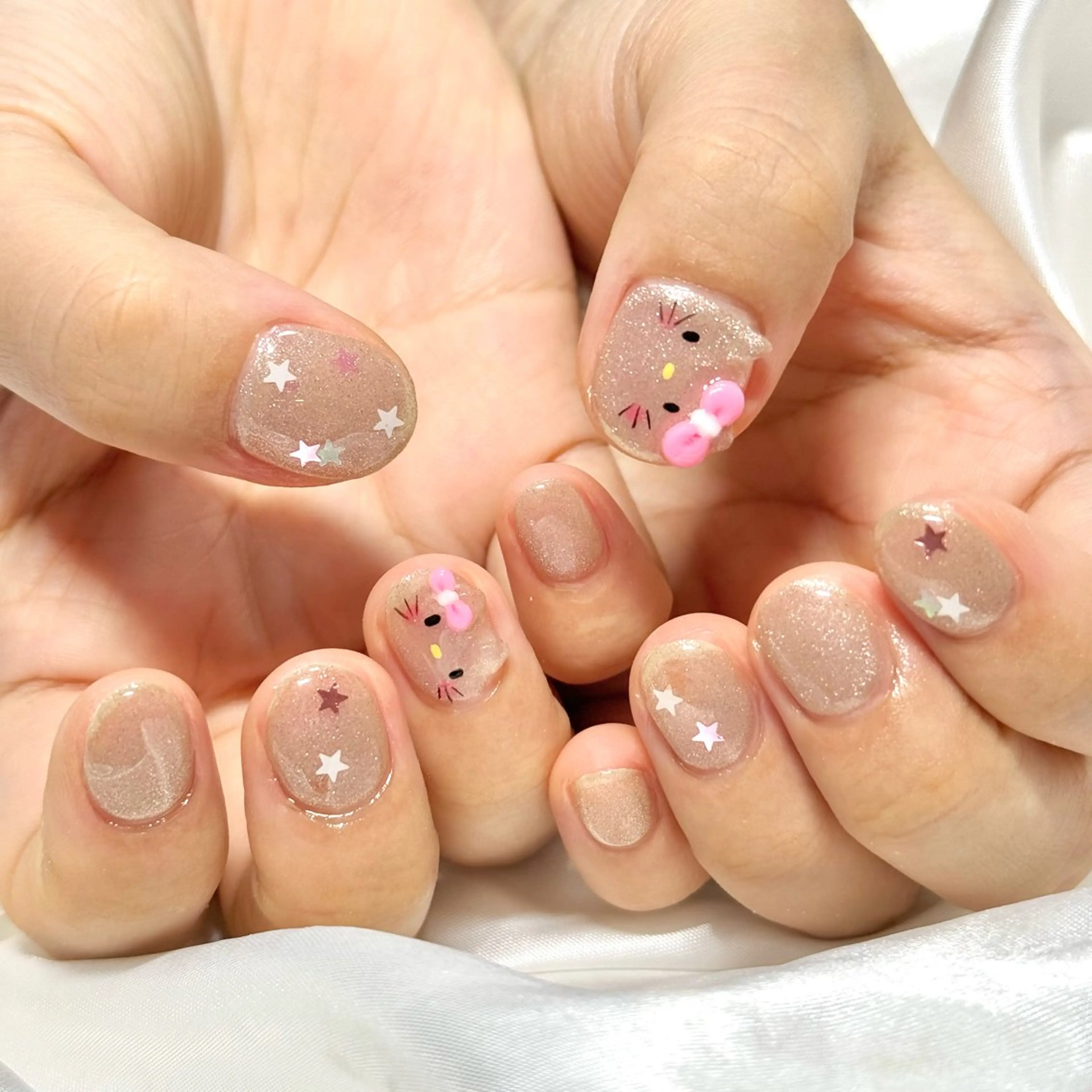 ネイル ハンドネイル OKIKA所属・【OKIKA】 らん🦖🌈🧡のマツエク・マツパデザイン