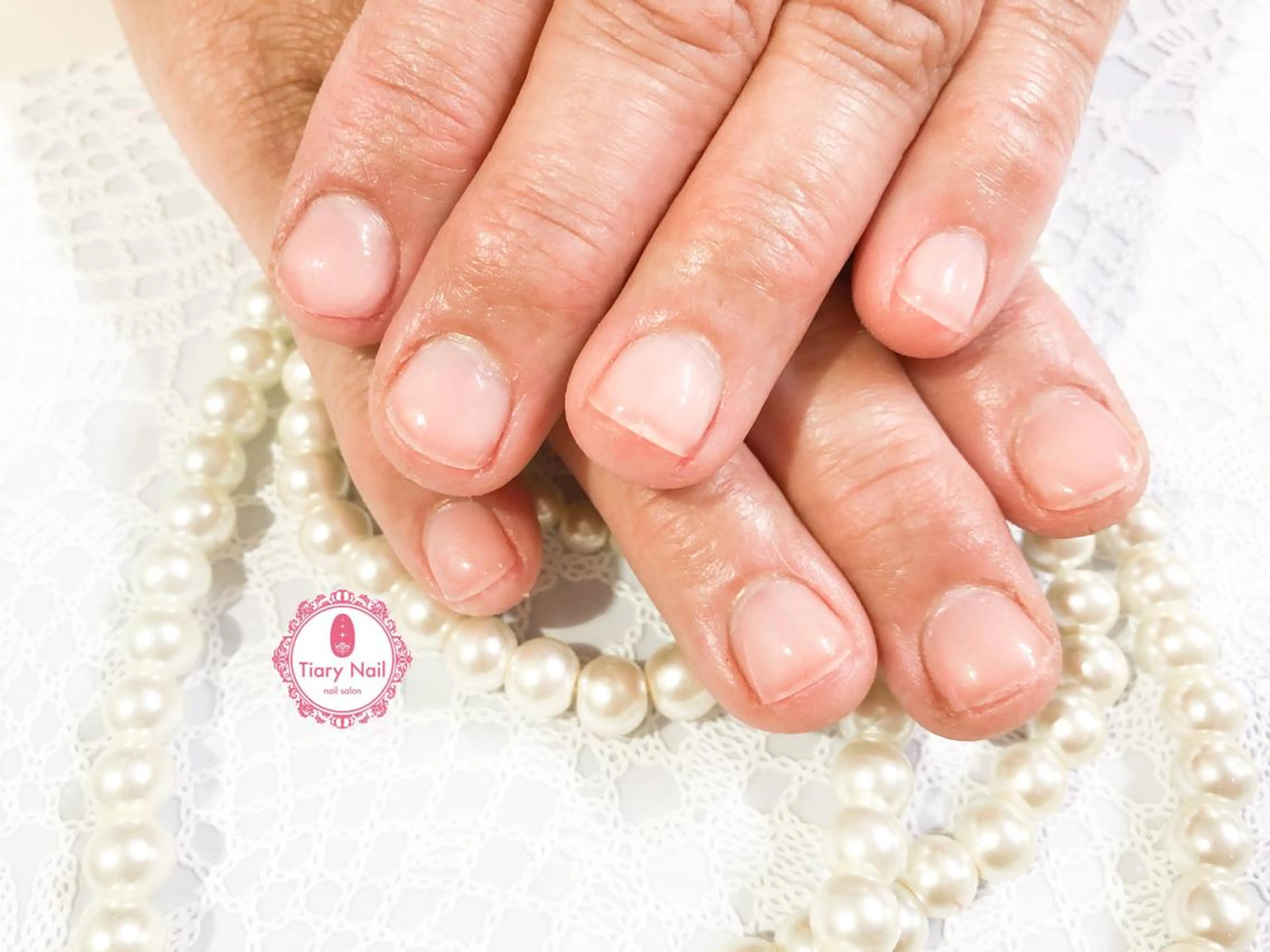 ネイル tiarynail K Kのネイルデザイン