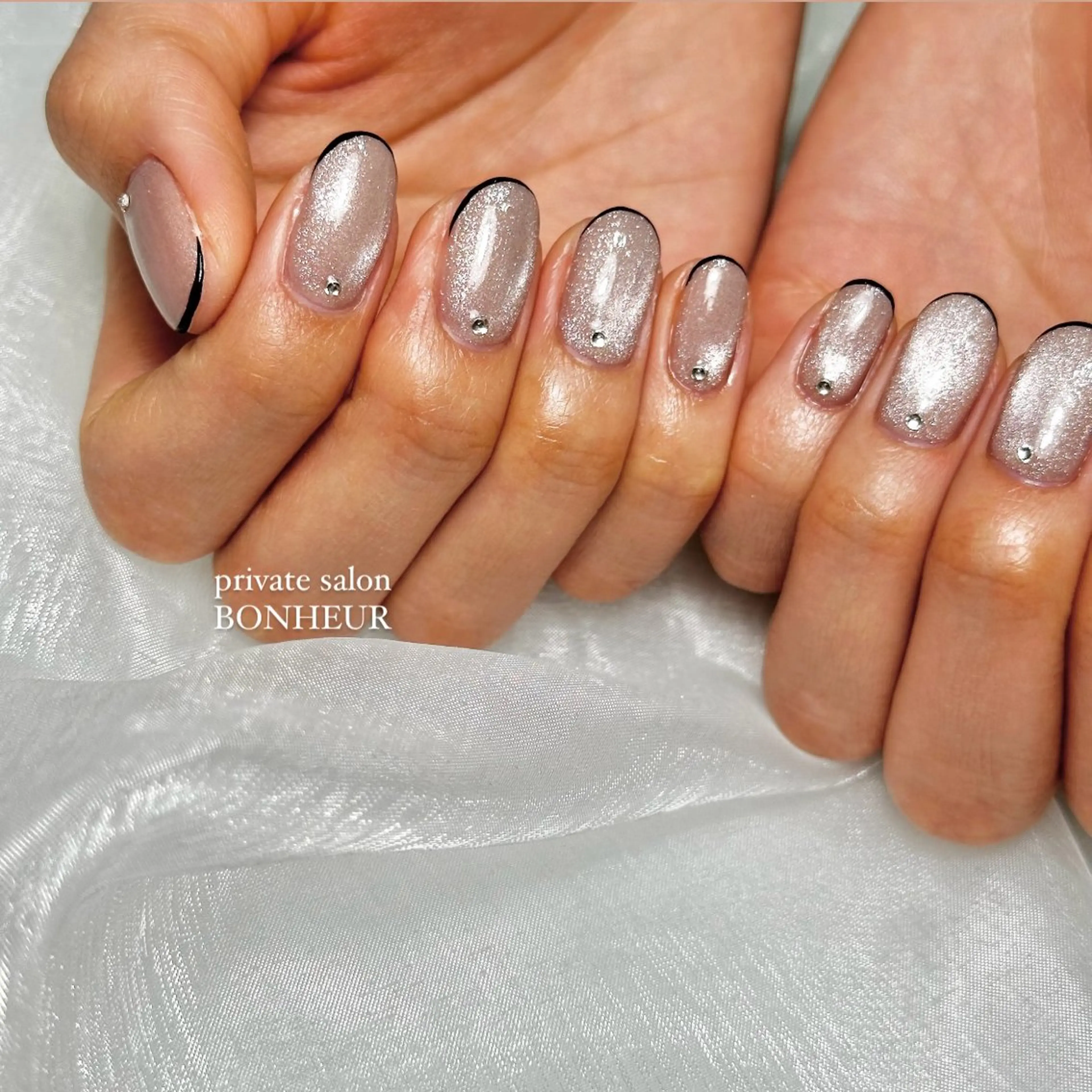 ネイル ハンドネイル BONHEUR Annaのネイルデザイン