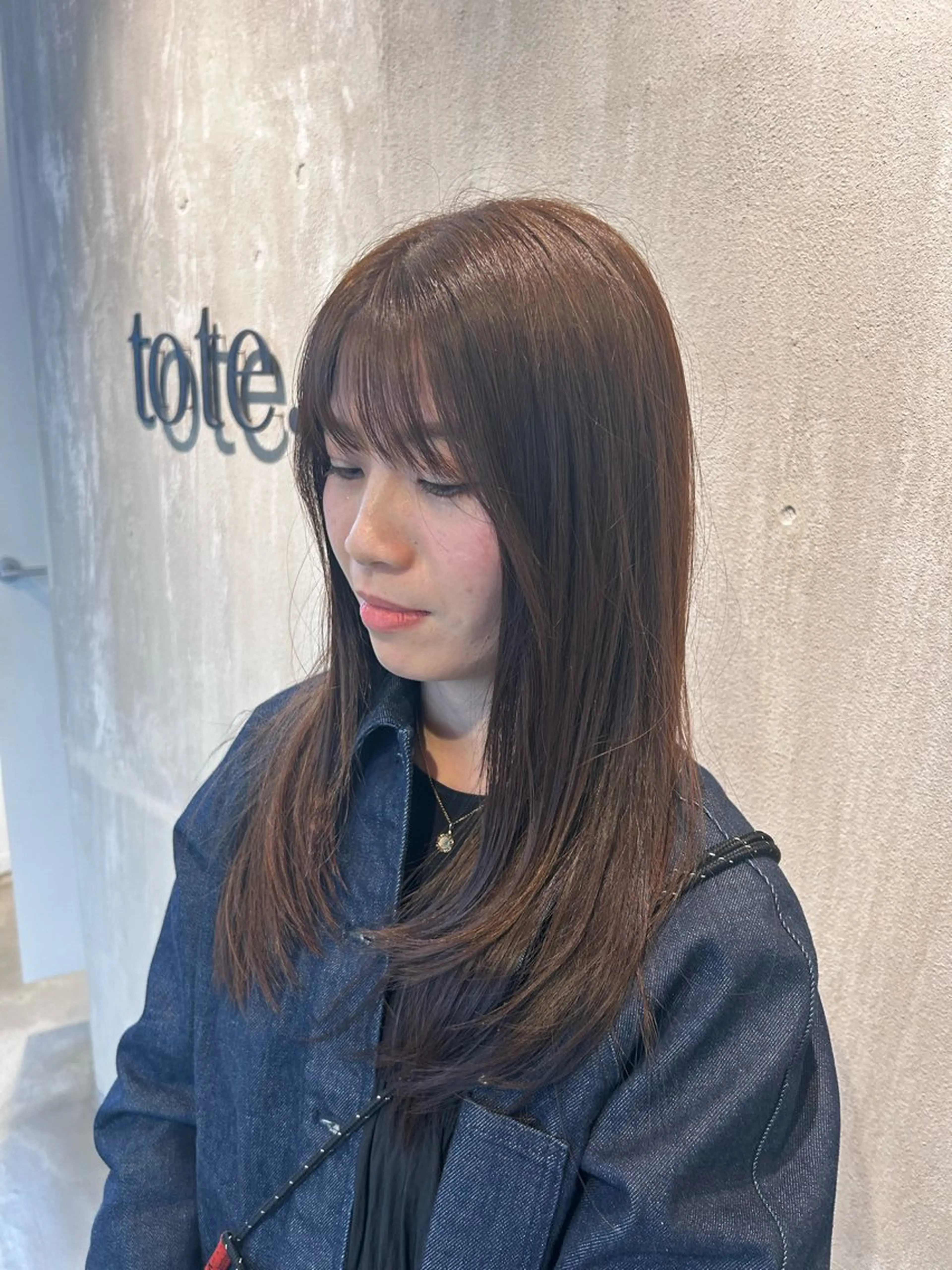 カラー tote. 成瀬晃のヘアスタイル