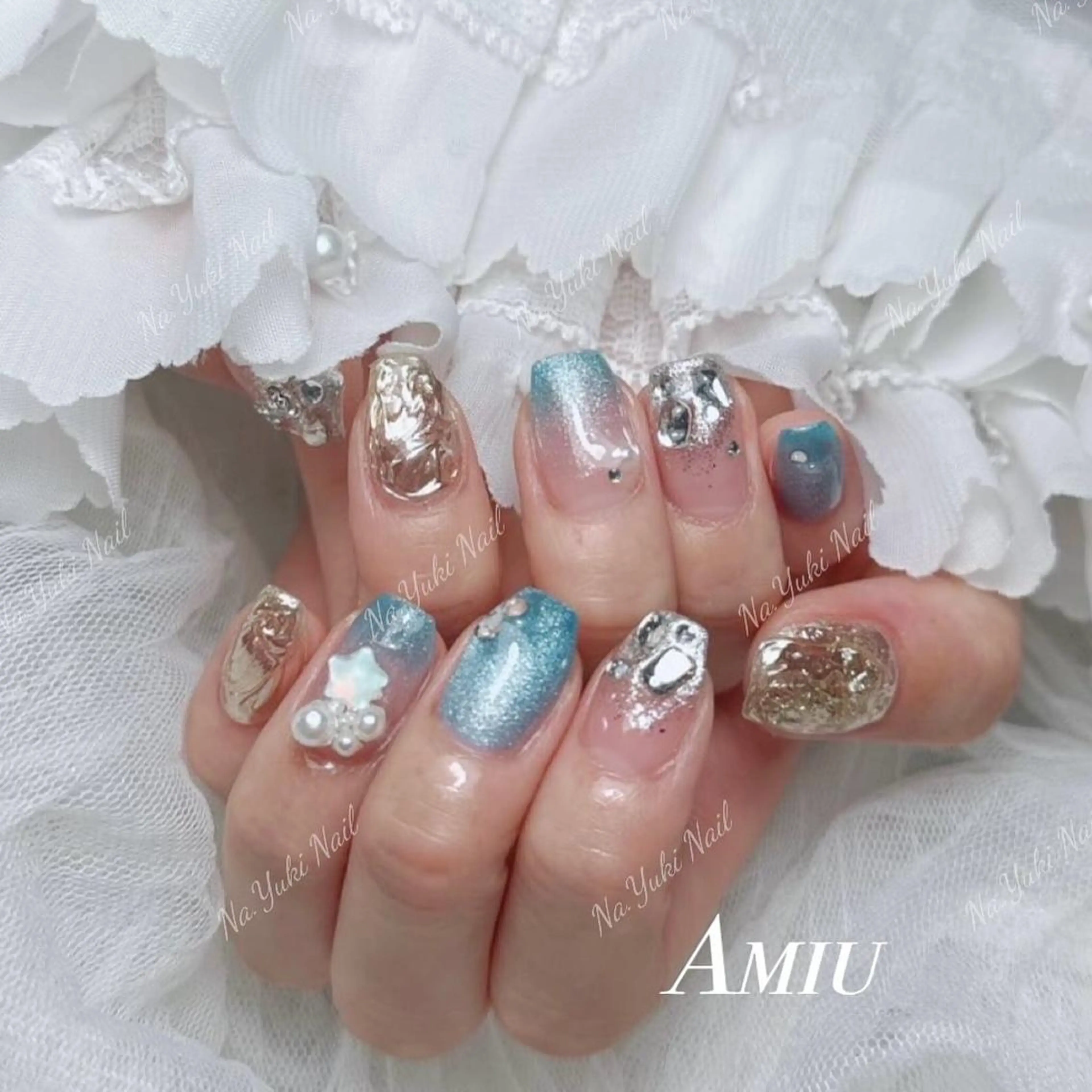 ネイル Queenie 🦋のネイルデザイン