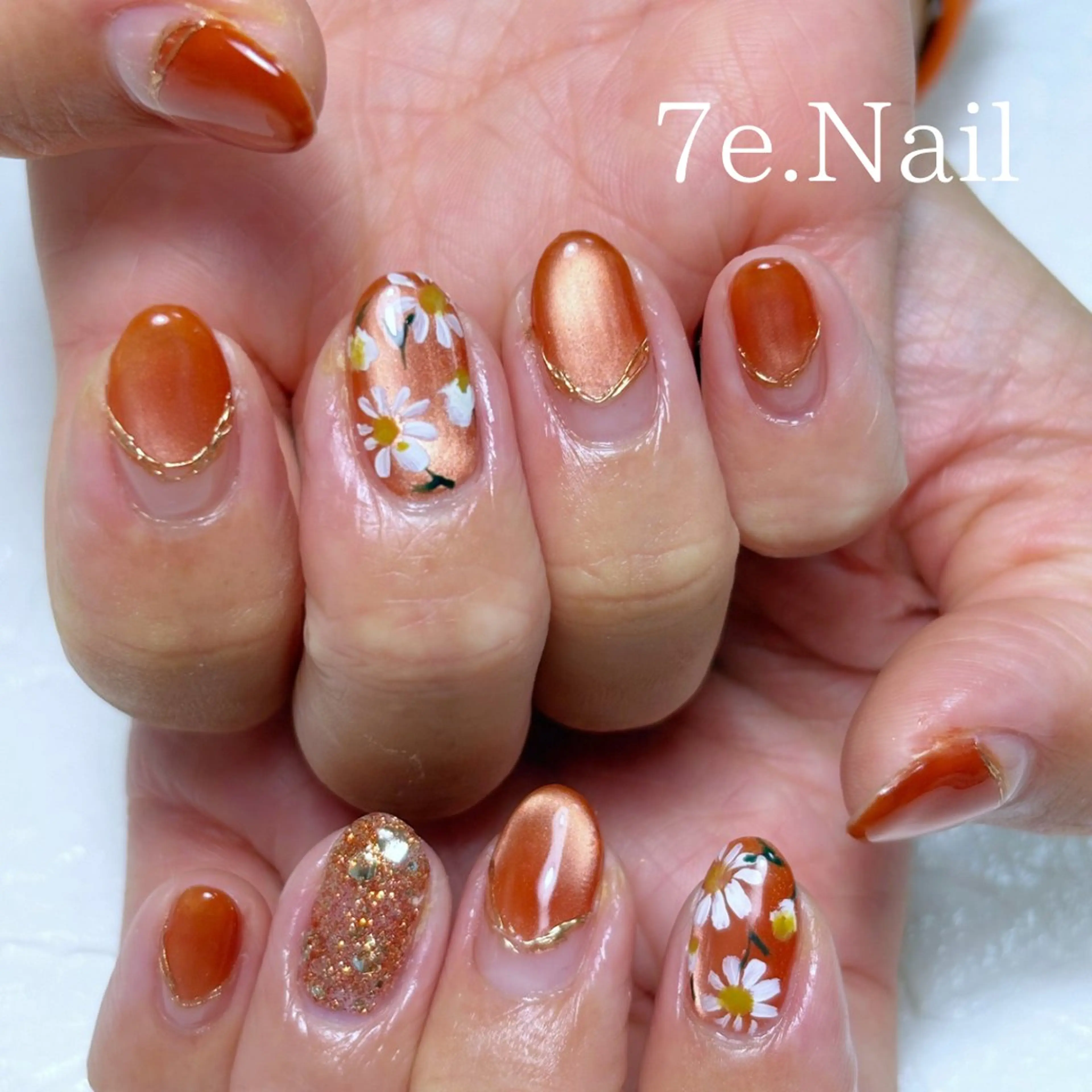 ネイル 7e. Nailのネイルデザイン