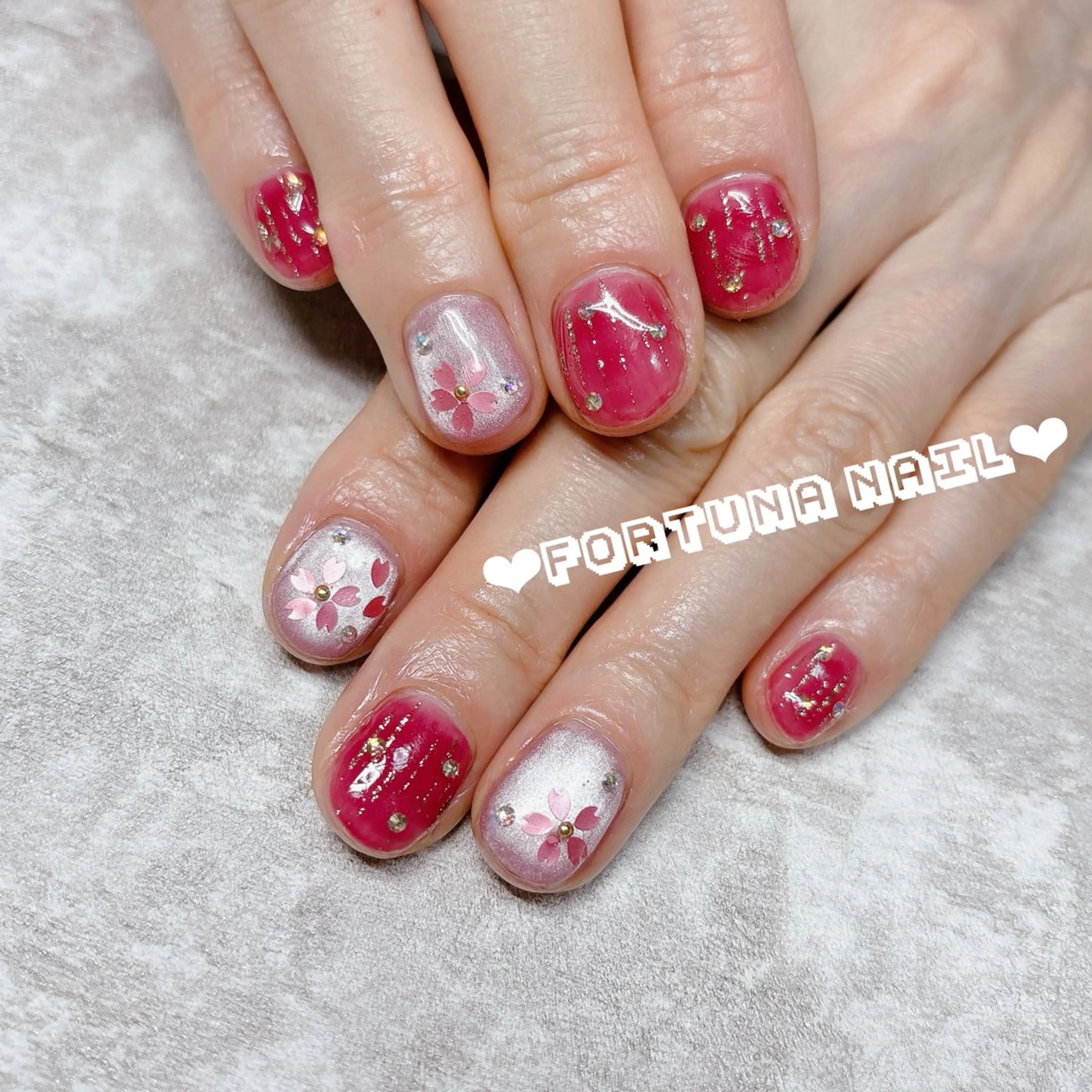 ネイル 桜ネイル ハンドネイル Nail •Head スパFortunaのネイルデザイン