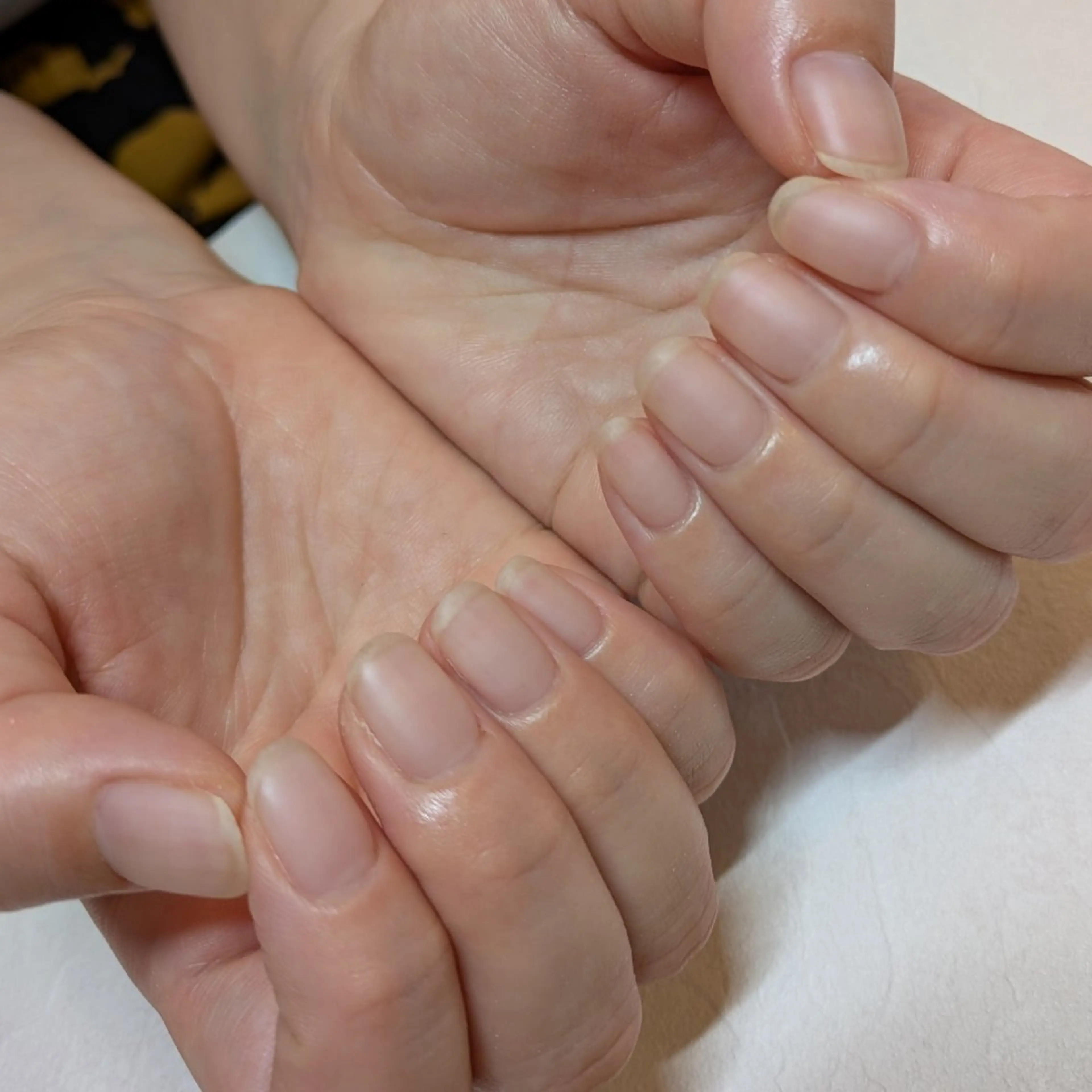 ネイル ジェヌインネイル 河内のネイルデザイン