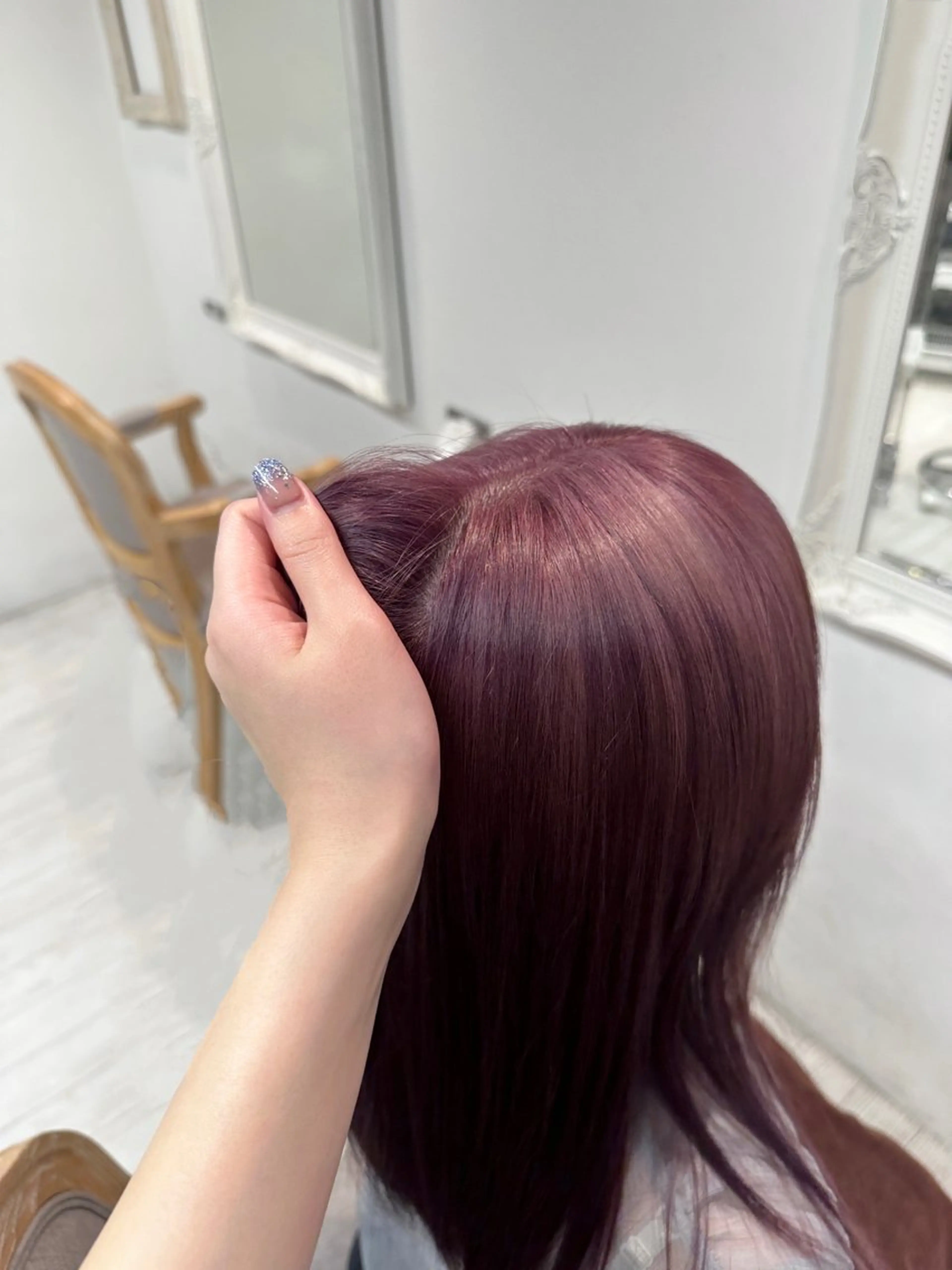 ミディアム カラー ベージュカラー ブリーチ ミルクティーベージュ ピンクカラー ピンクベージュ ヘアカラー ハルカ/ 表参道/透明感カラーのヘアスタイル