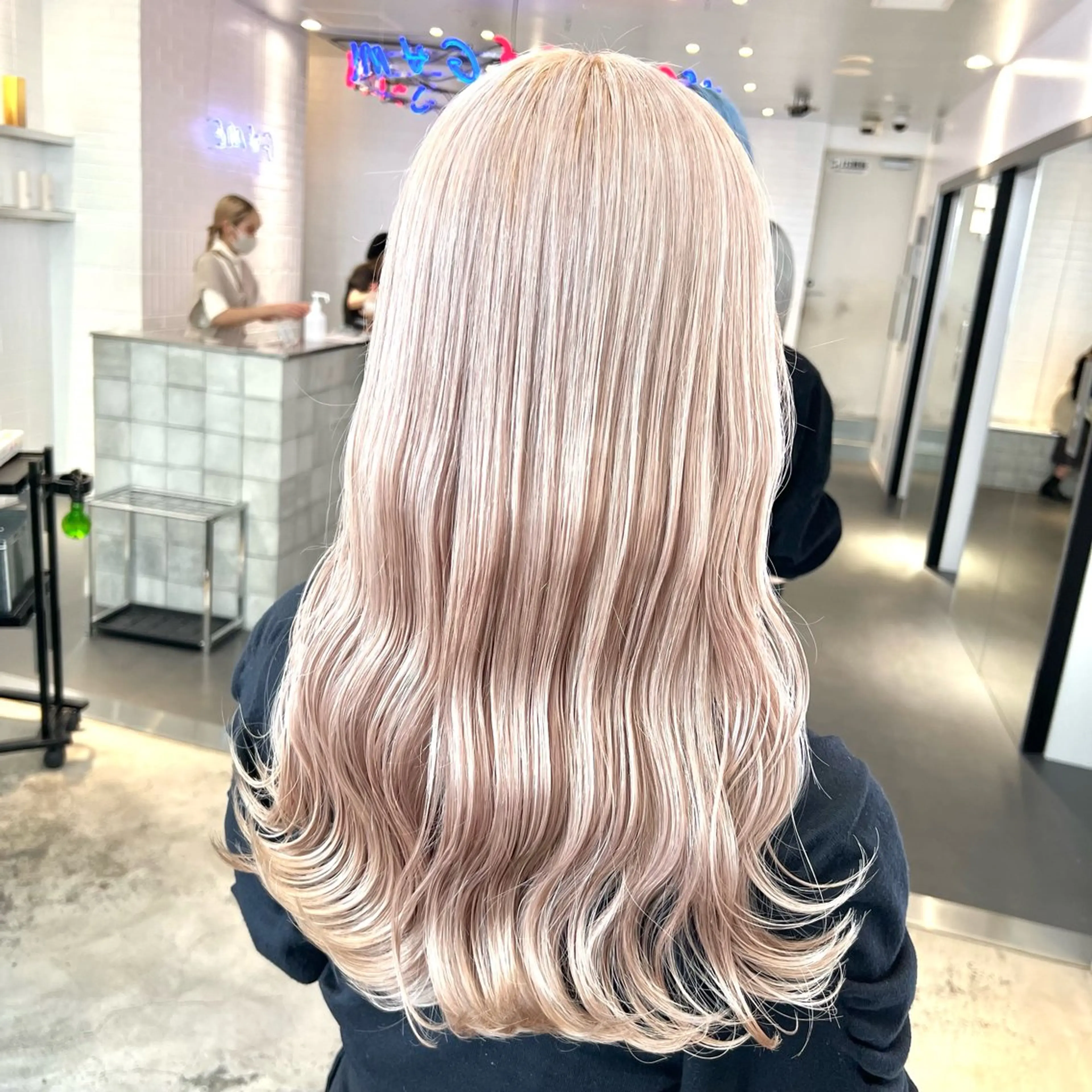 ロング カラー ヘアアレンジ ヘアカラー トリートメント ヘアセット 🎀暖色カラー🎀 ♡yurika♡のヘアスタイル