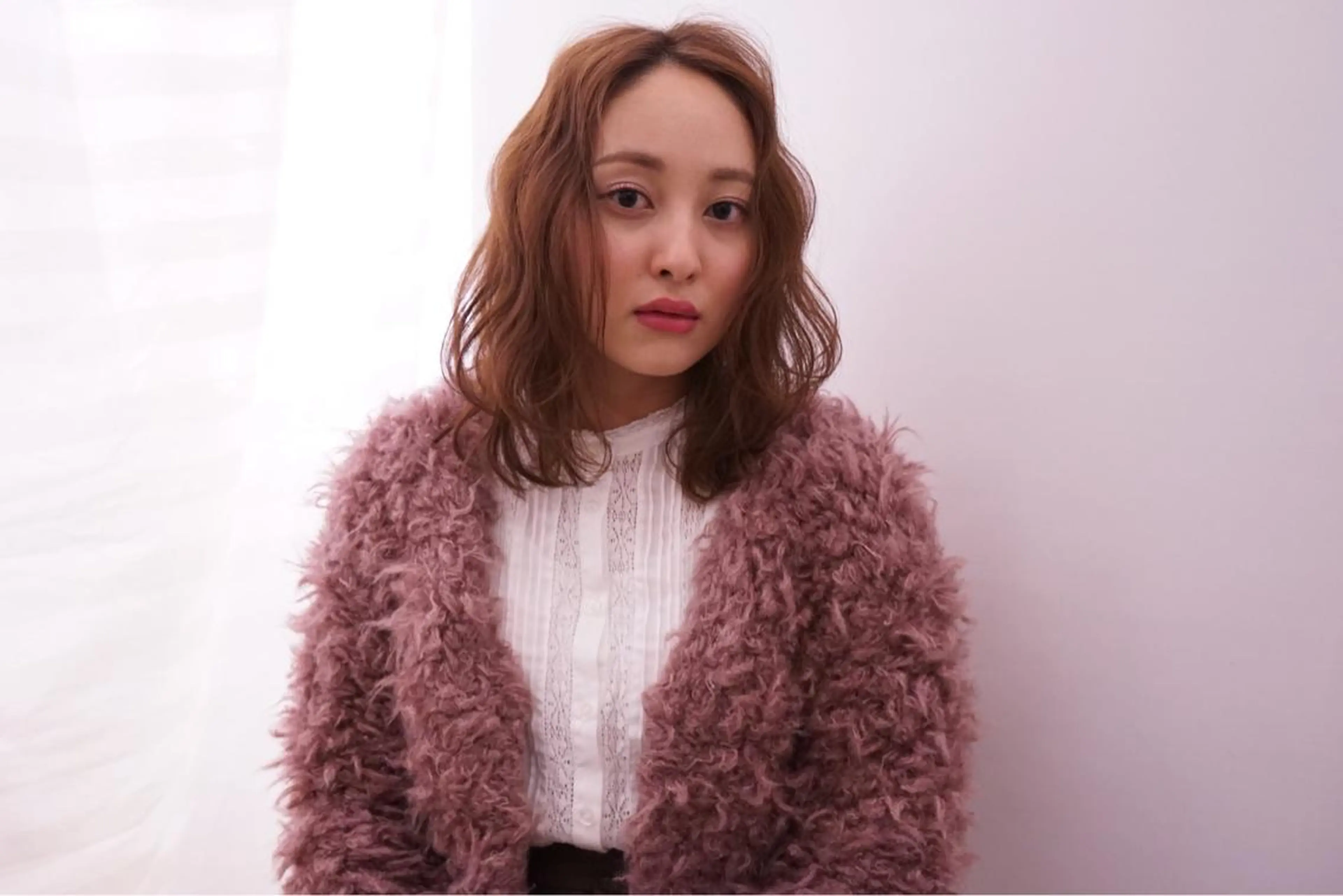 セミロング カラー パーマ ヘアアレンジ セミロングパーマ ベージュカラー ブラウンカラー ブラウンベージュ カット ヘアカラー 可愛いを作る神 ナオヒロのヘアスタイル