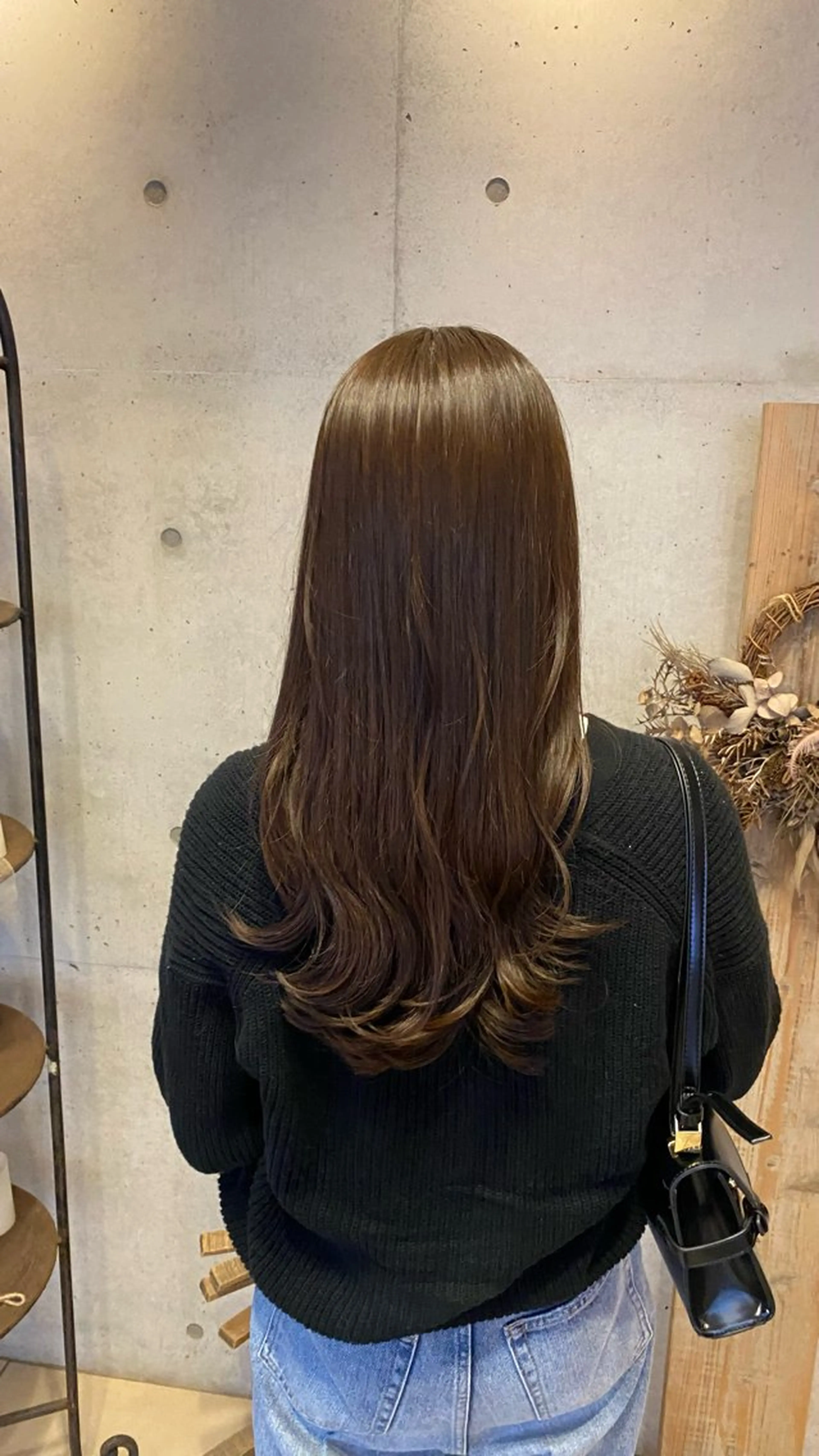 ロング カラー ベージュカラー waku所属・豊橋/菜月/ブリーチ /艶カラーハイトーンのヘアスタイル
