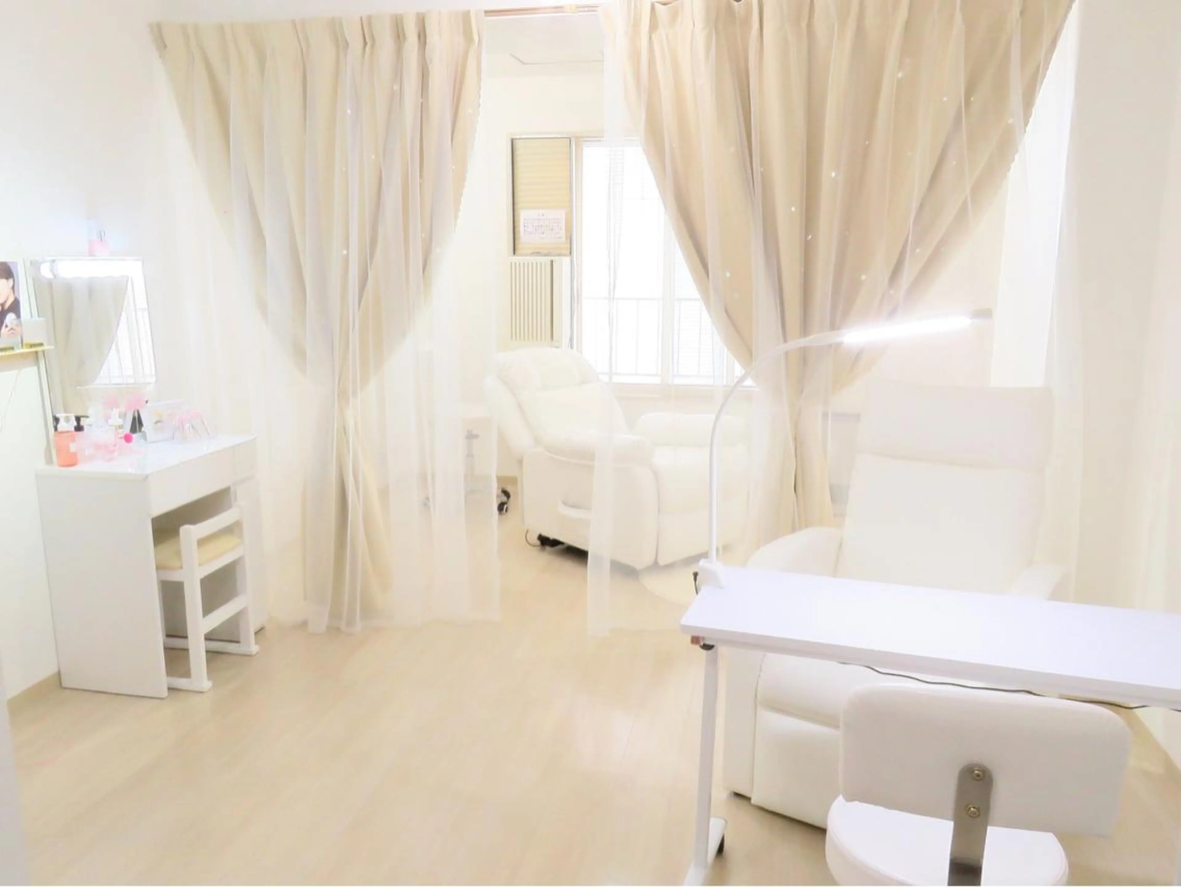 ネイル マツエク・マツパ アイブロウ SEGAWA HARUKAのネイルデザイン