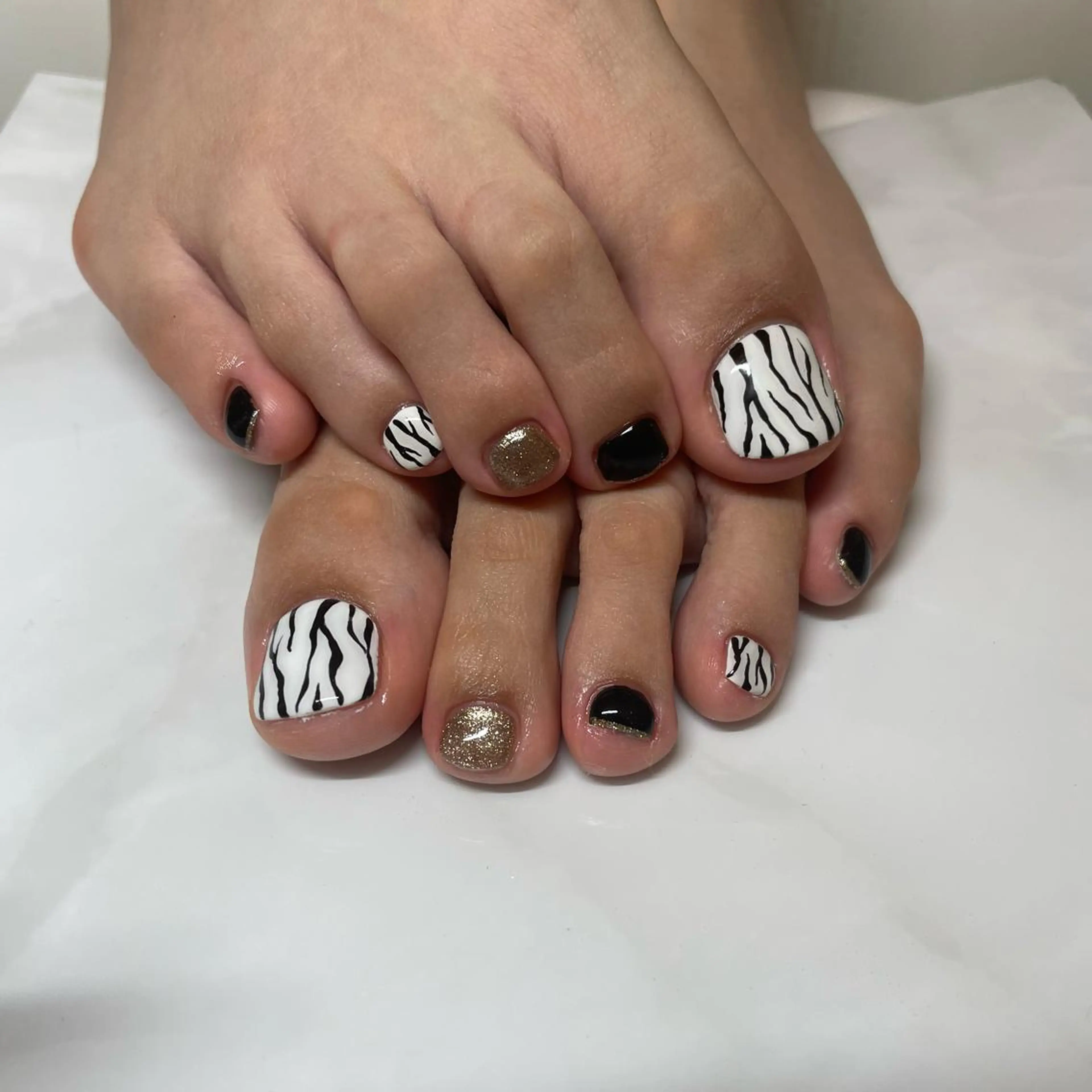 ネイル アニマル柄 フットネイル Nail salon LuaRのネイルデザイン