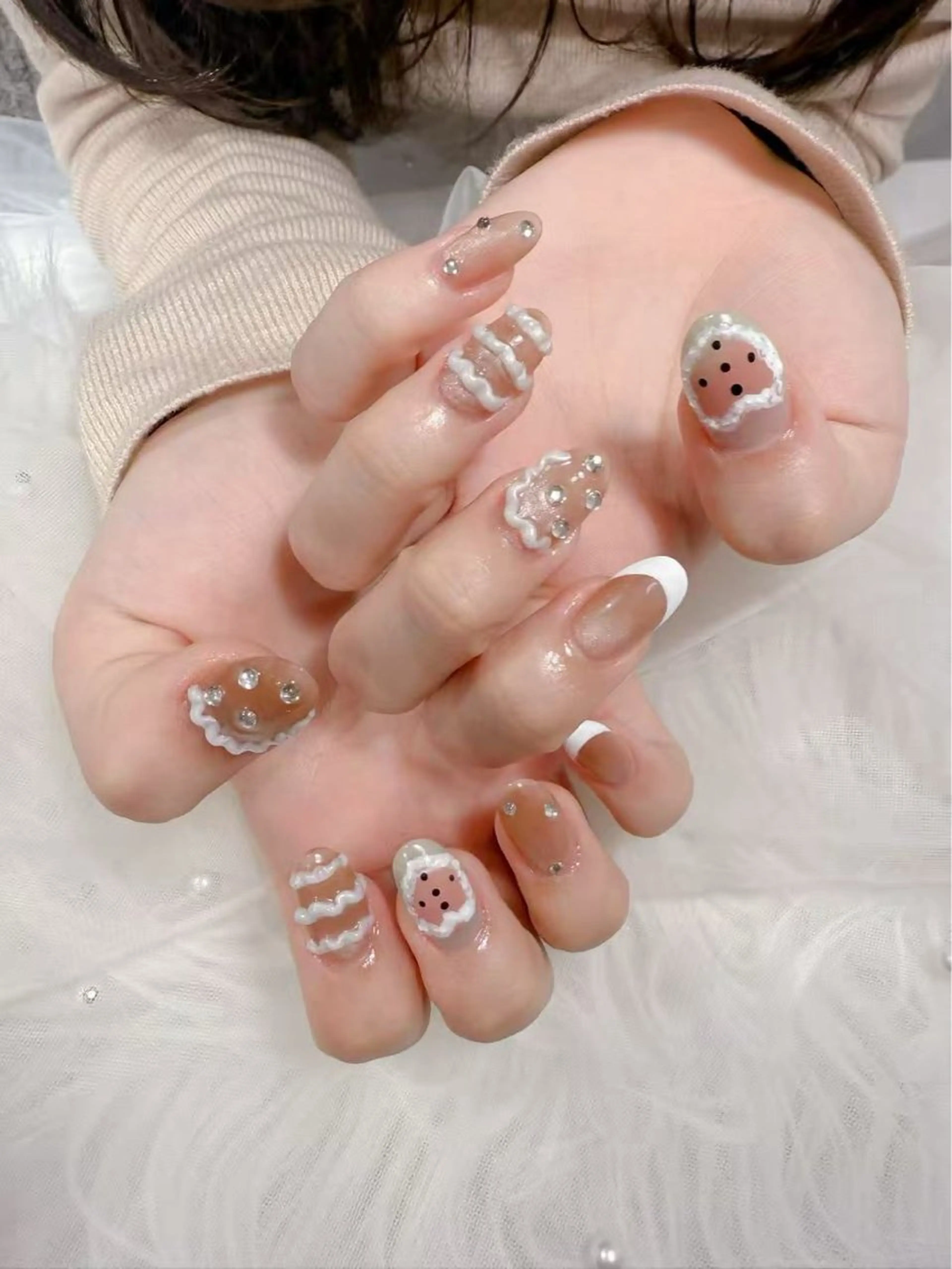 ネイル ハンドネイル 🌈 Laule'aのネイルデザイン