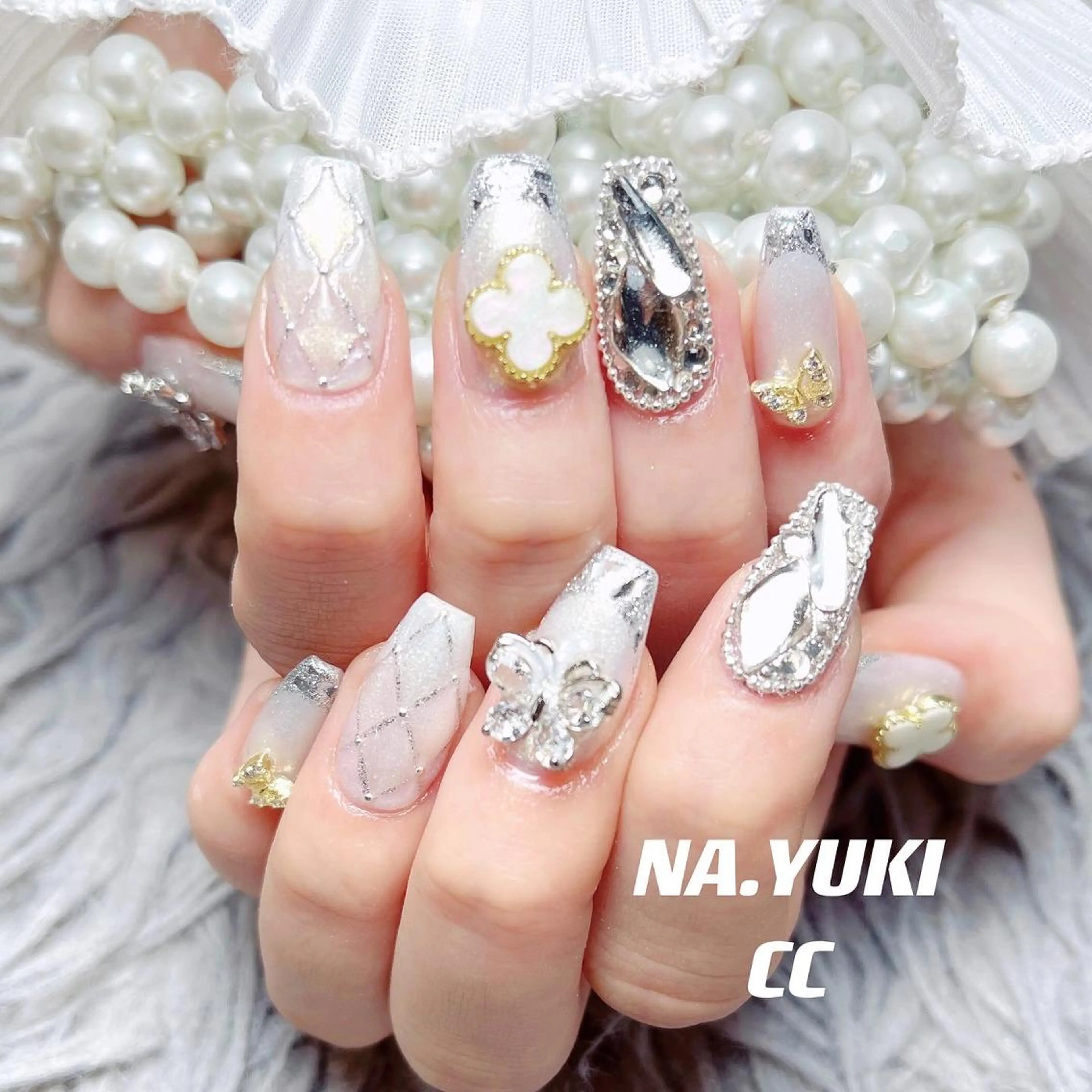 🎀スカルプ長さだし+持込デザイン15980(時間内でデザイン、パーツ10本OK）【初回ジェルオフ無料ケア込み】の写真