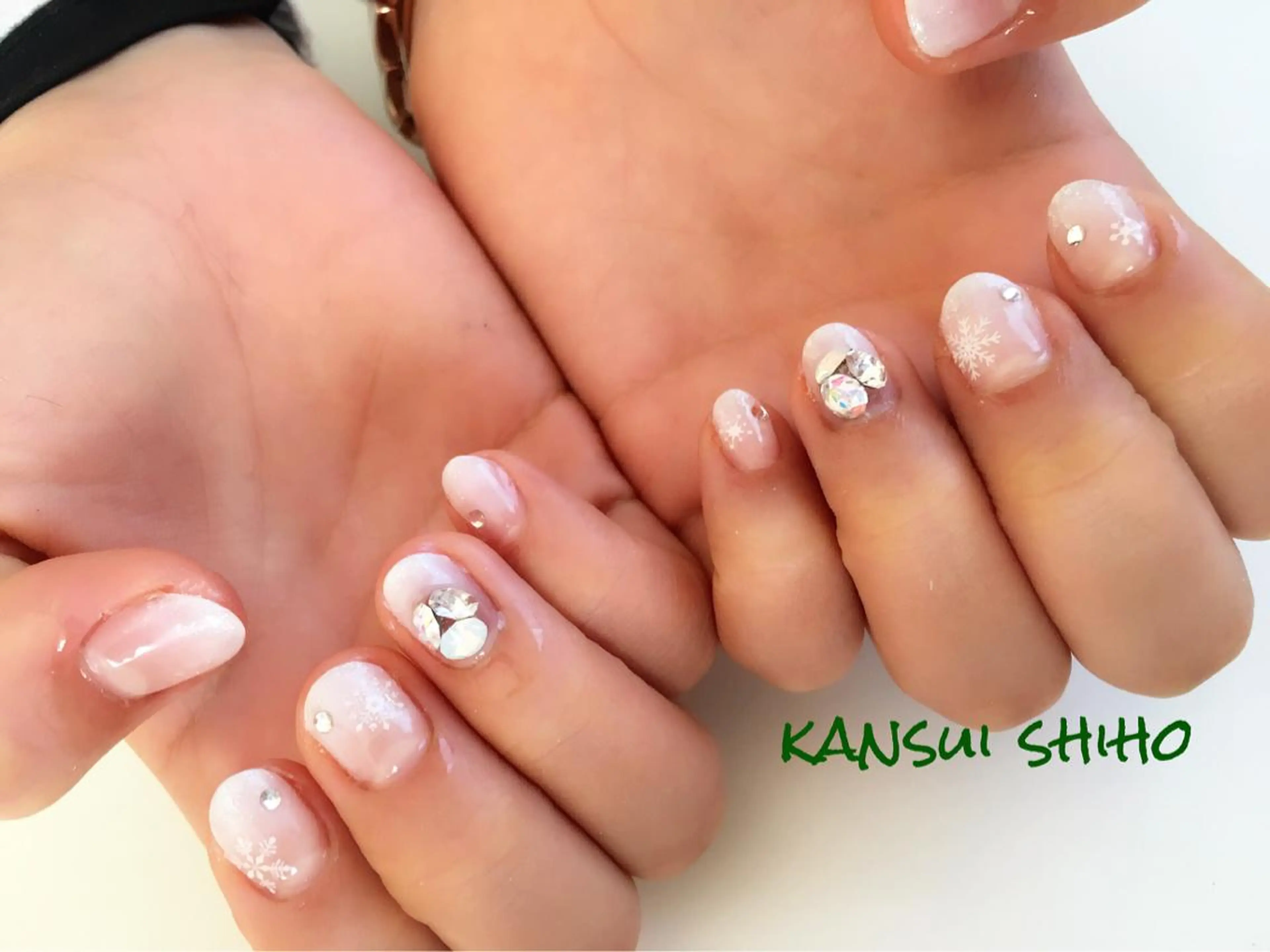 ネイル Elio所属・Elio 国泰寺のネイルデザイン