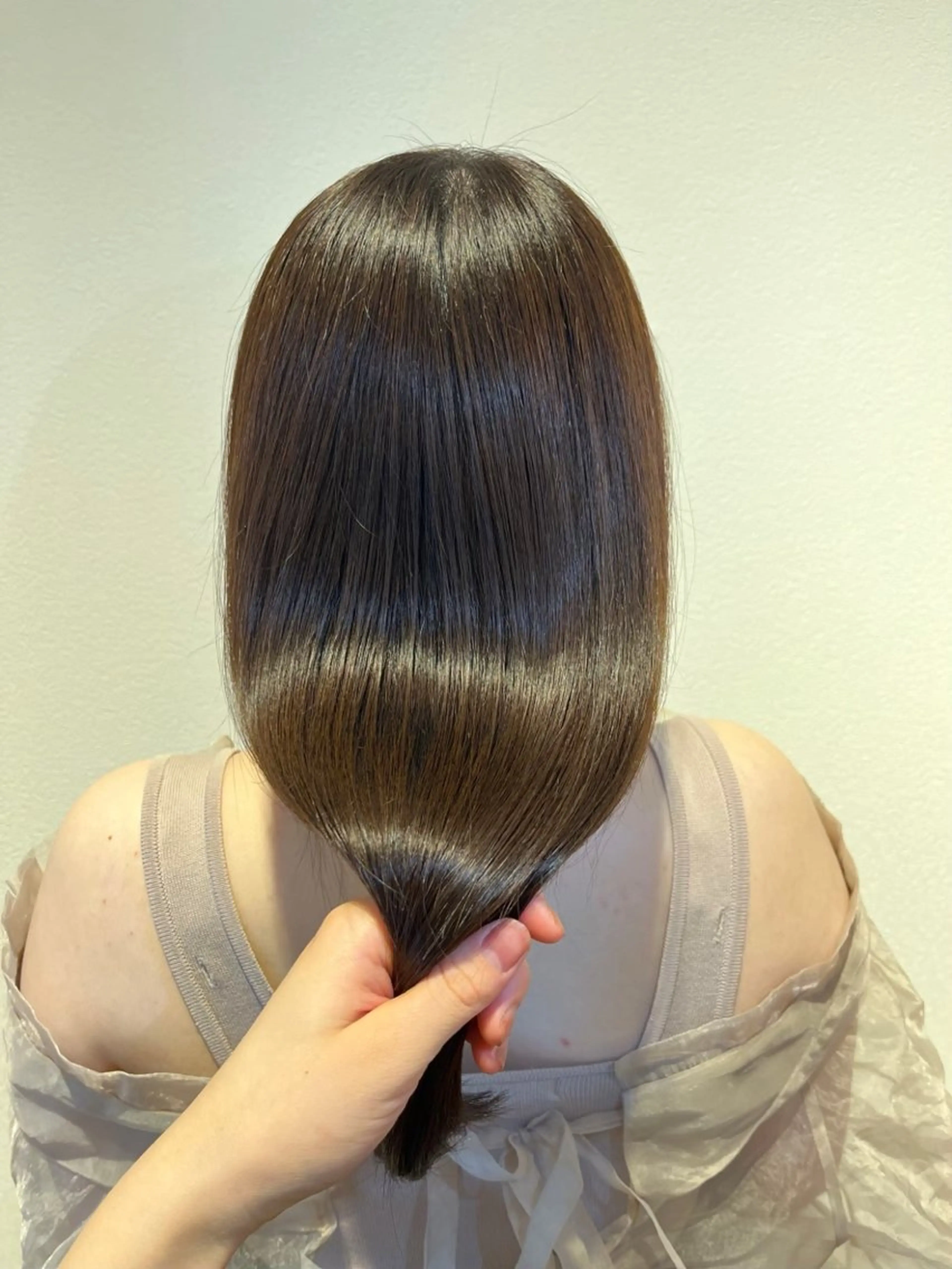 セミロング カラー キラ🌟 艶感color🎀のヘアスタイル