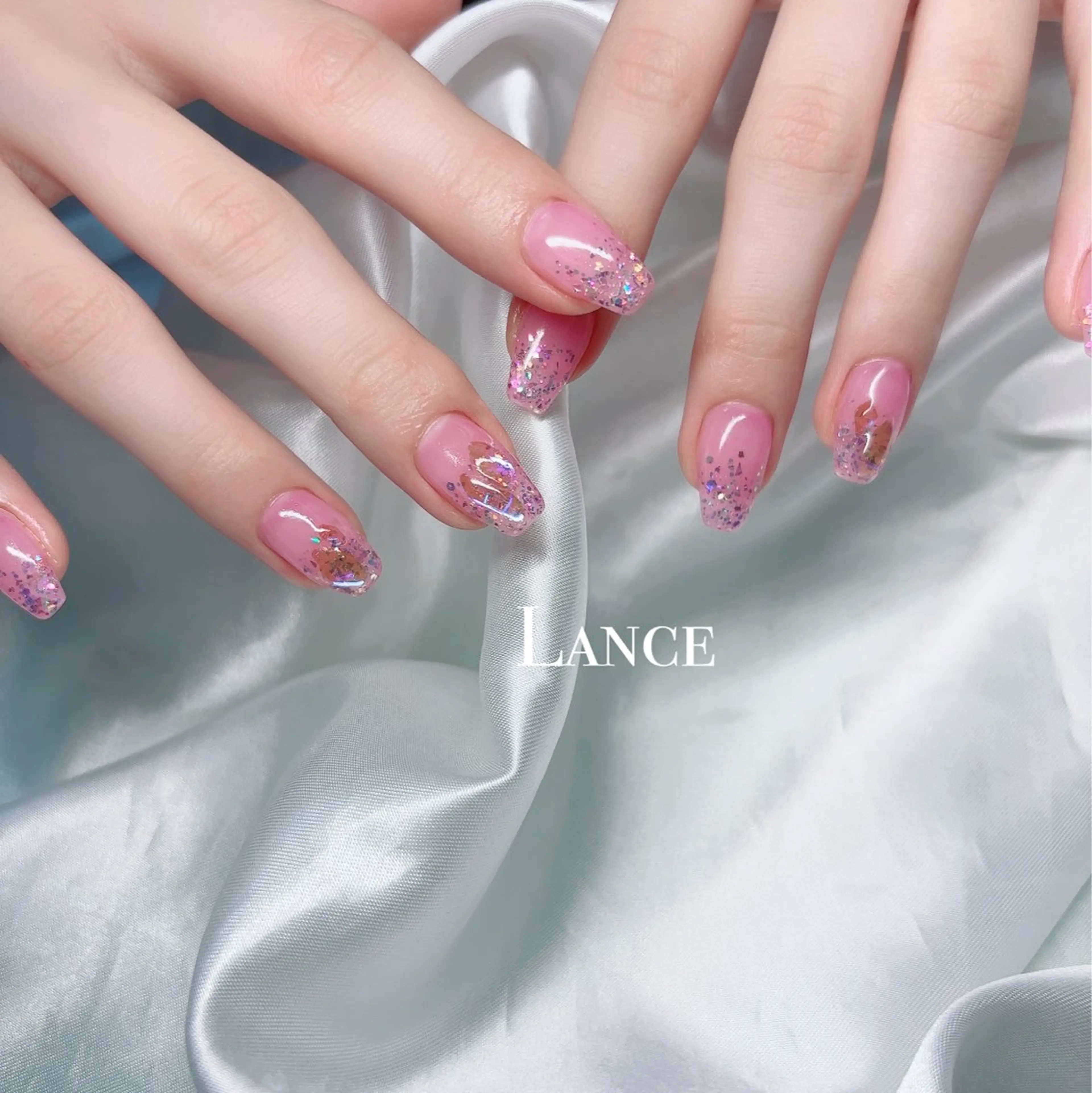 ネイル オーロラネイル フットネイル フレンチネイル キラキラネイル 韓国ネイル ハンドネイル Lance nailのネイルデザイン